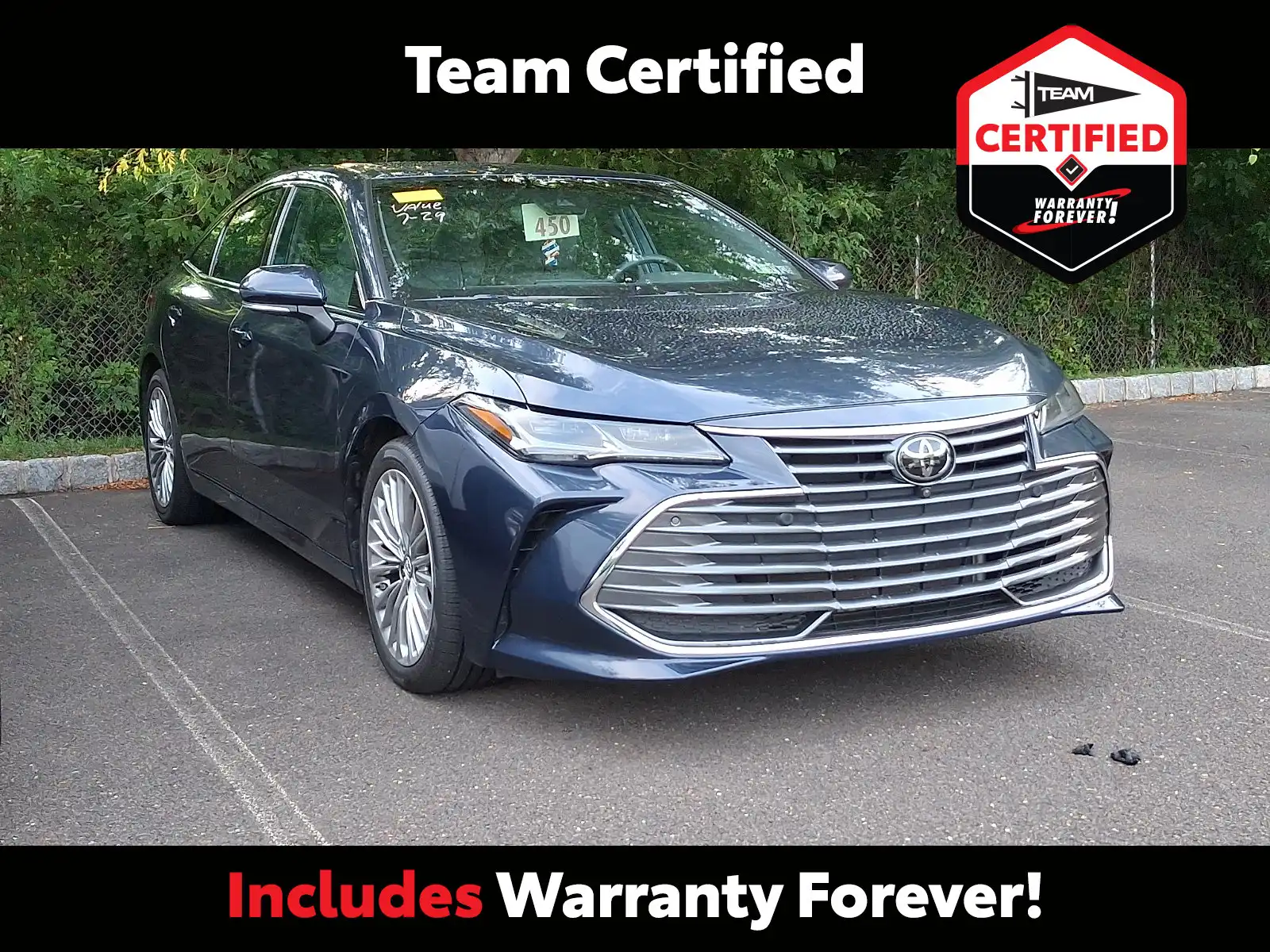 2019 Toyota Avalon Limited's photo