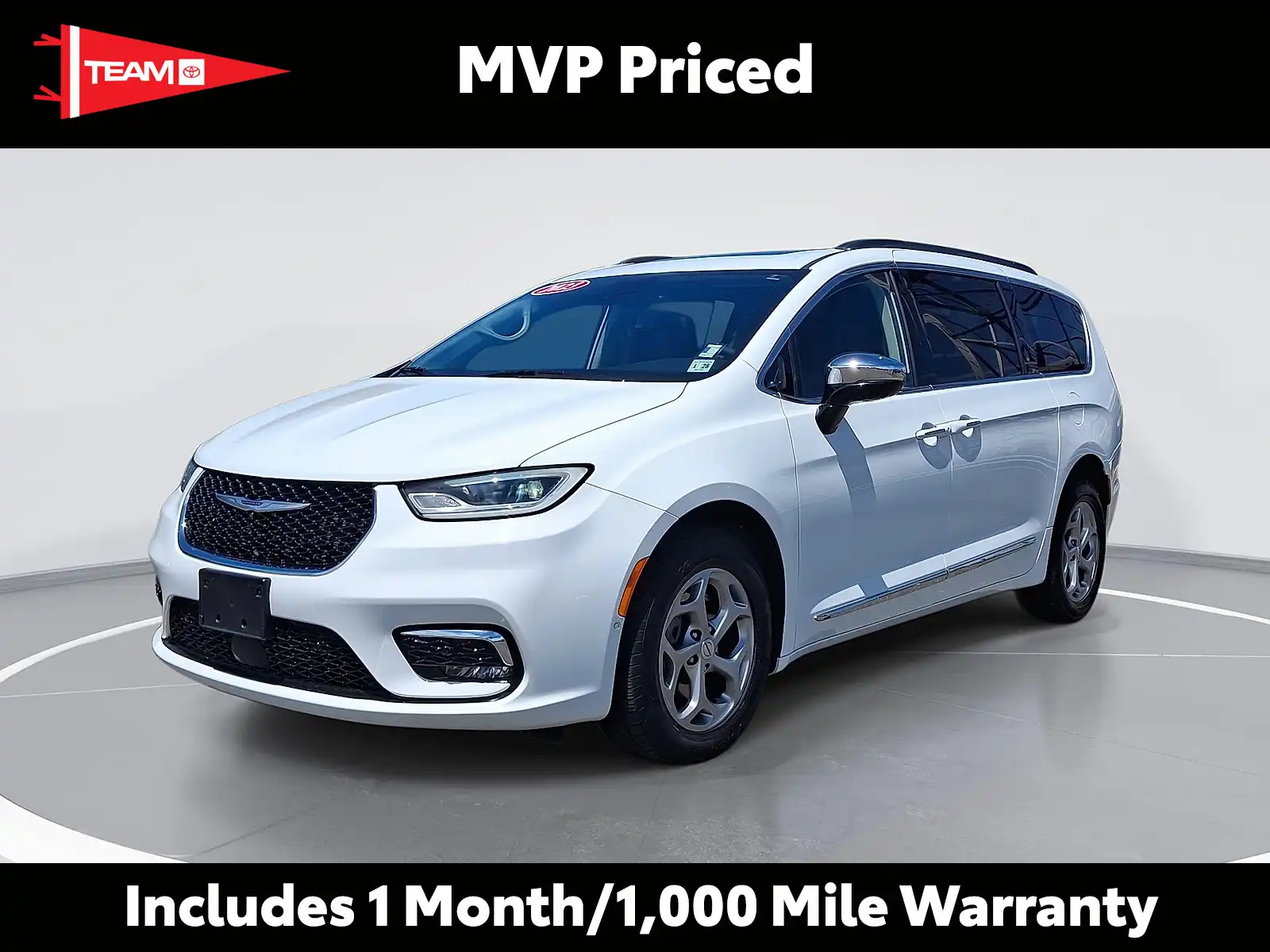2023 Chrysler Pacifica Limited AWD's photo