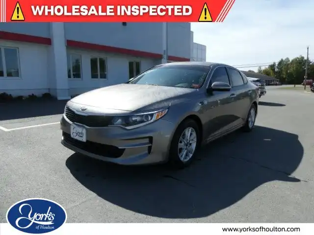 2016 Kia Optima LX Auto's photo