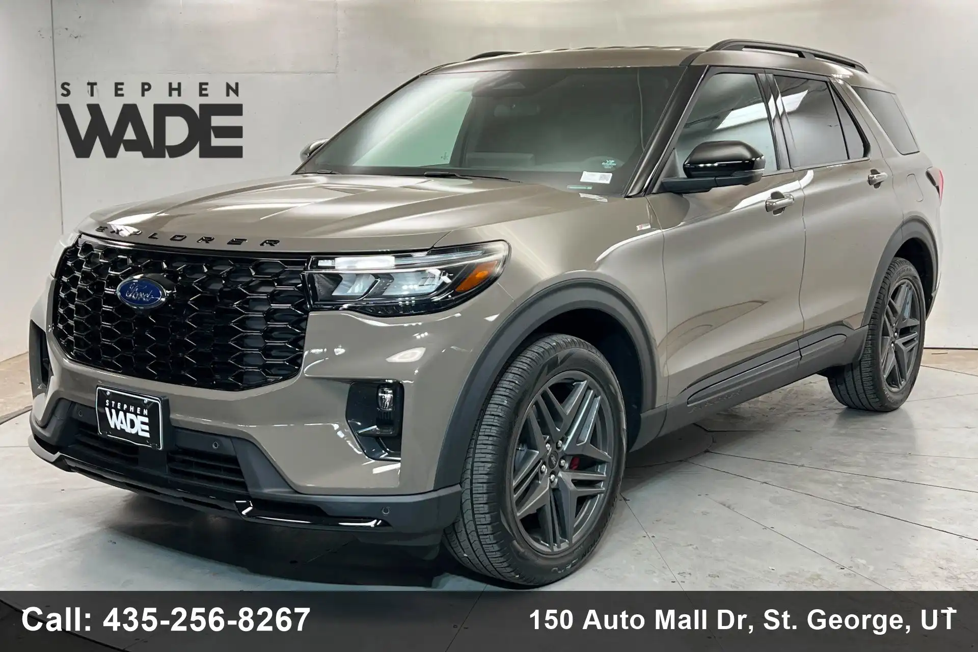 2026 Ford Explorer ST-LINE 4WD's photo
