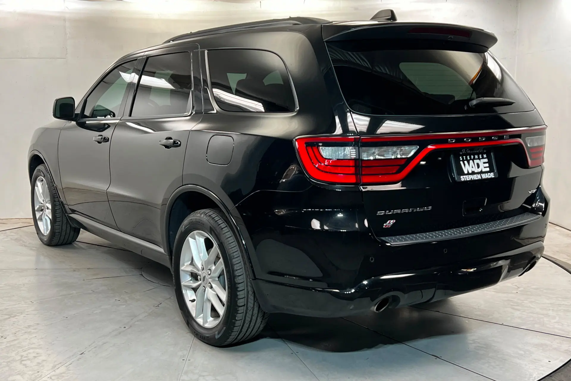 2024 Dodge Durango GT AWD Plus photo 3