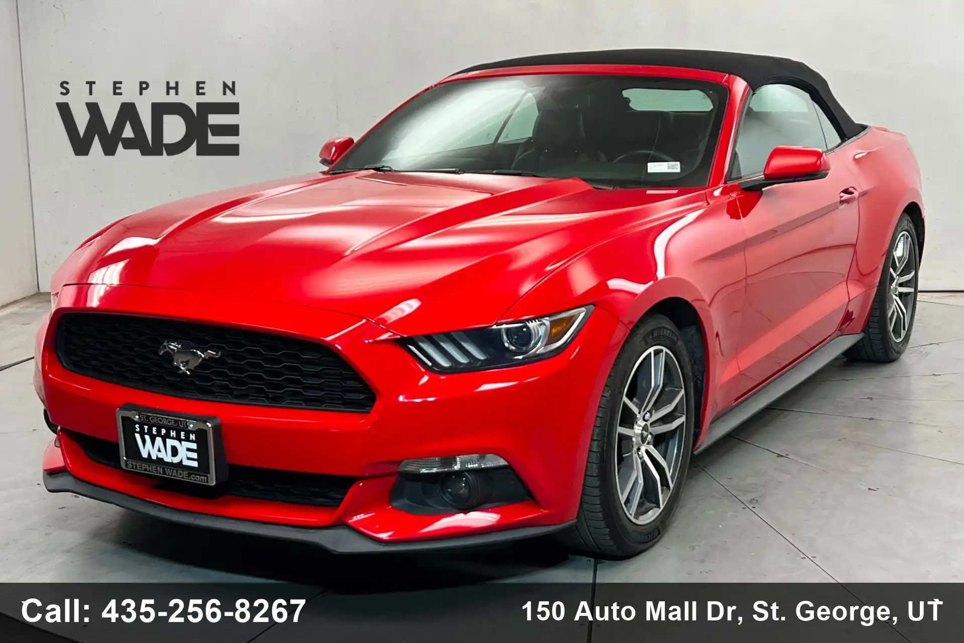 2015 Ford Mustang EcoBoost Convertible Premium's photo