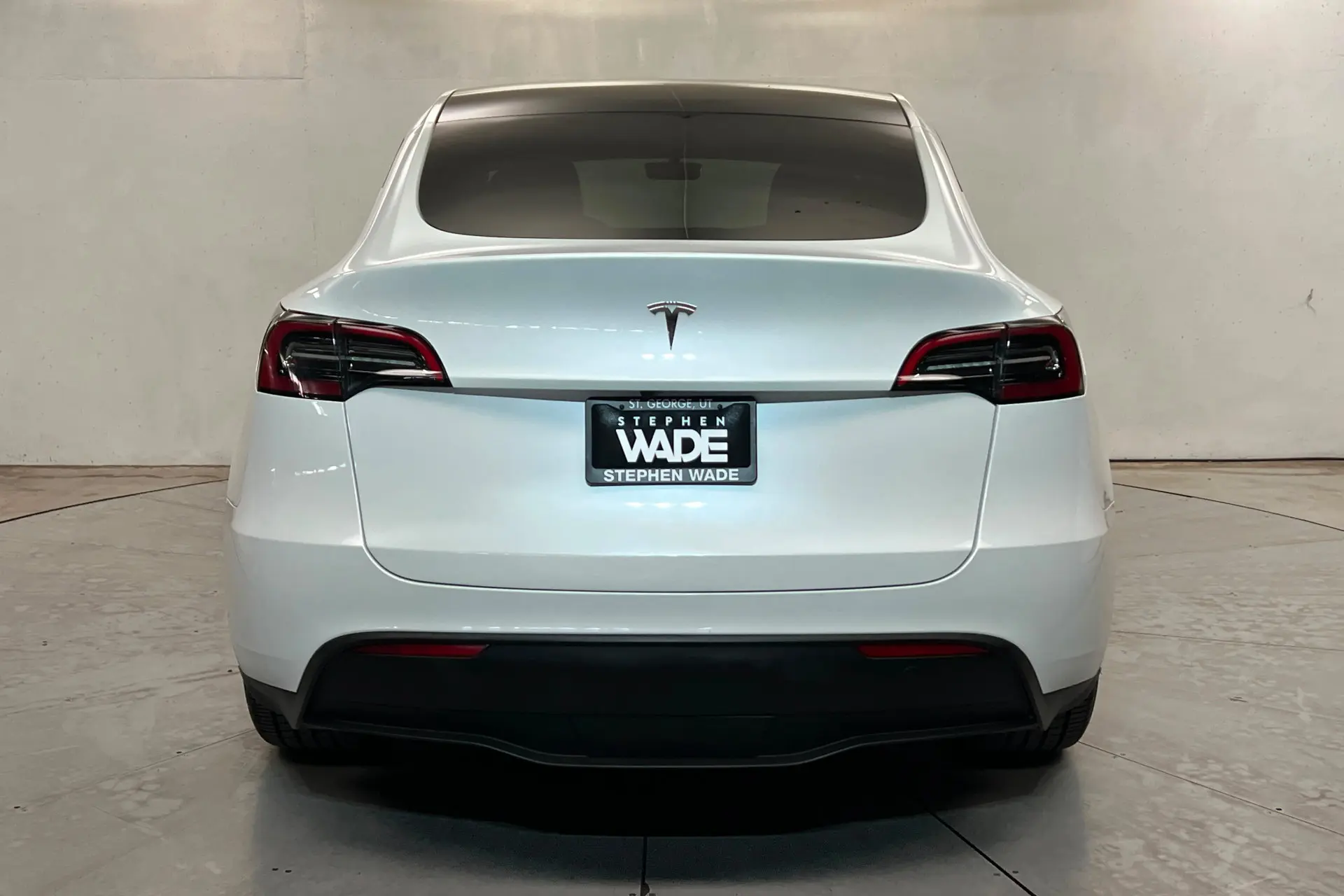 2023 Tesla Model Y Long Range Dual Motor AWD photo 5