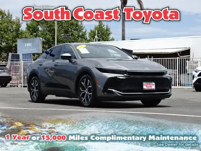 2023 Toyota Crown XLE AWD's photo