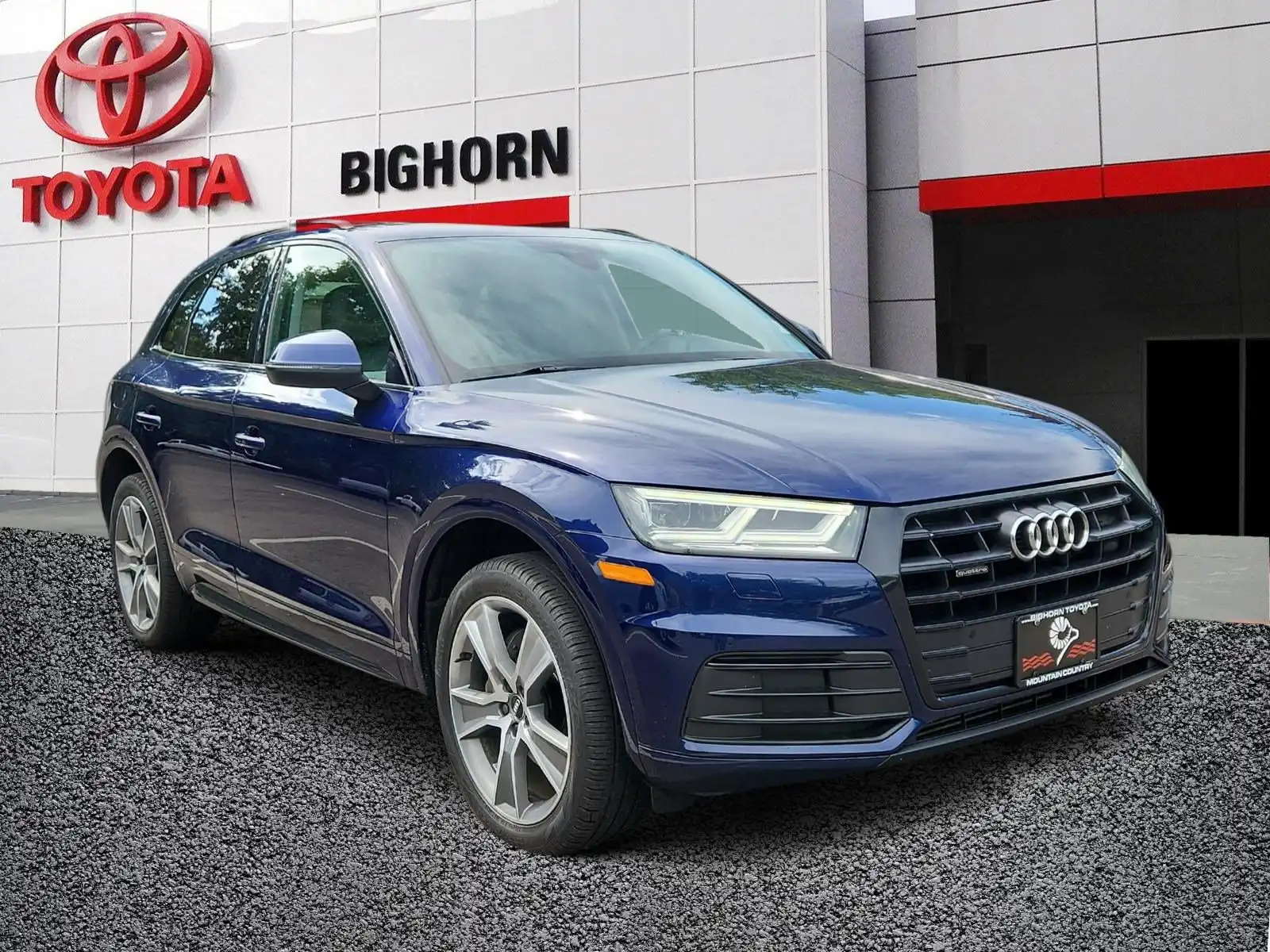2020 Audi Q5 45 quattro S tronic Premium Plus's photo