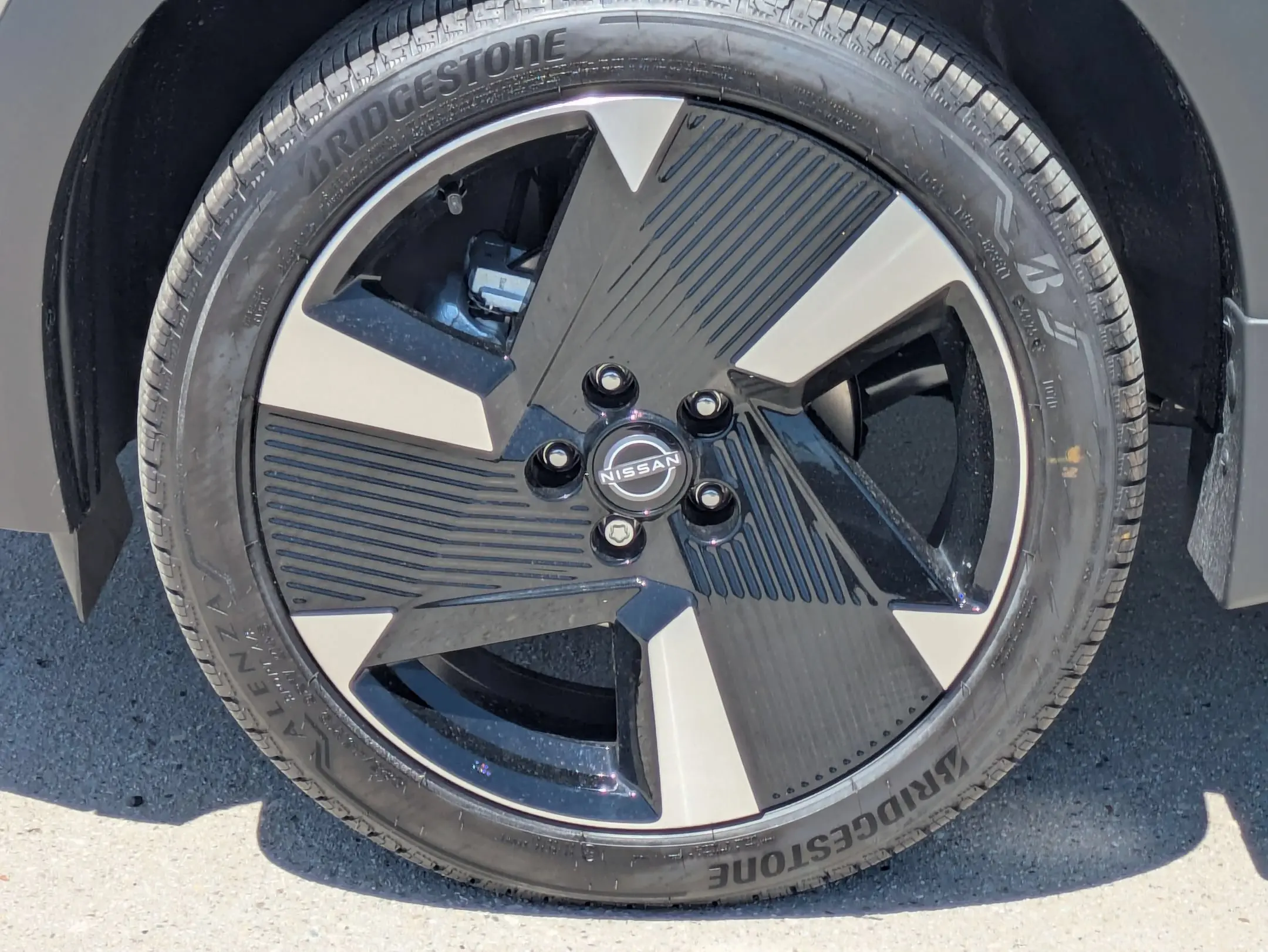 2026 Nissan Kicks 2.0 SR photo 4