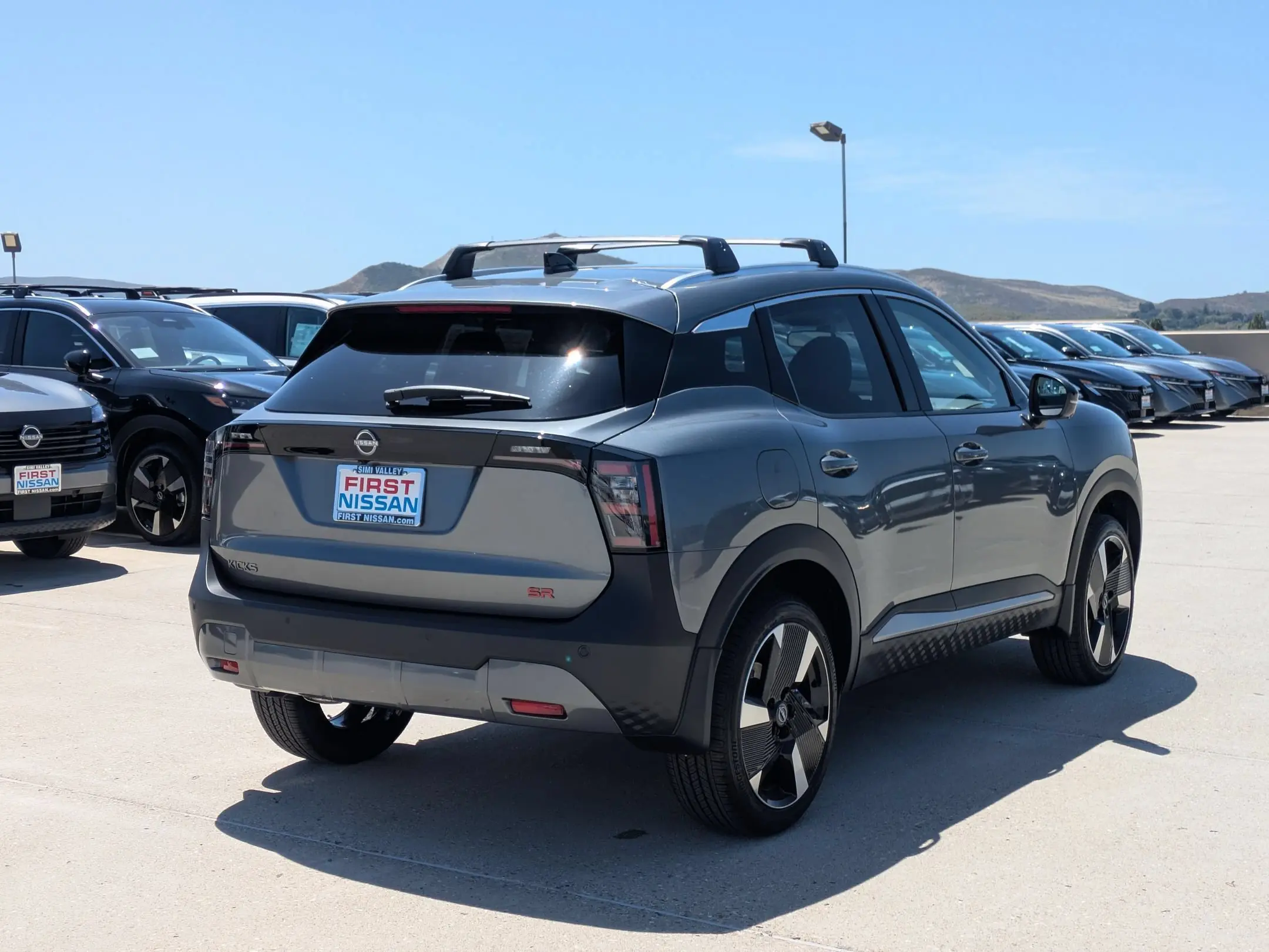 2026 Nissan Kicks 2.0 SR photo 5