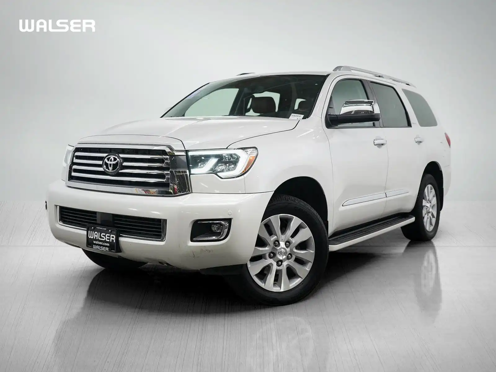 2019 Toyota Sequoia Platinum's photo