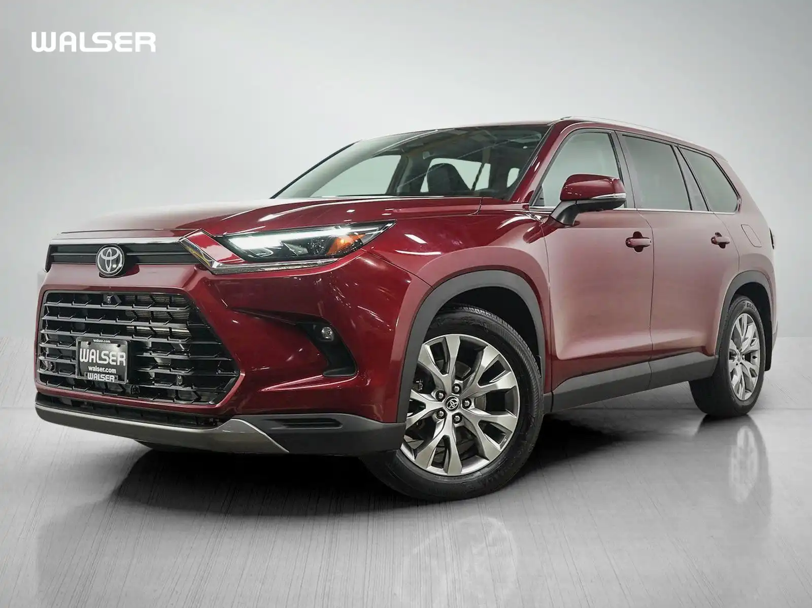2024 Toyota Grand Highlander Used 2024 Toyota Grand Highlander Hybrid Limited's photo