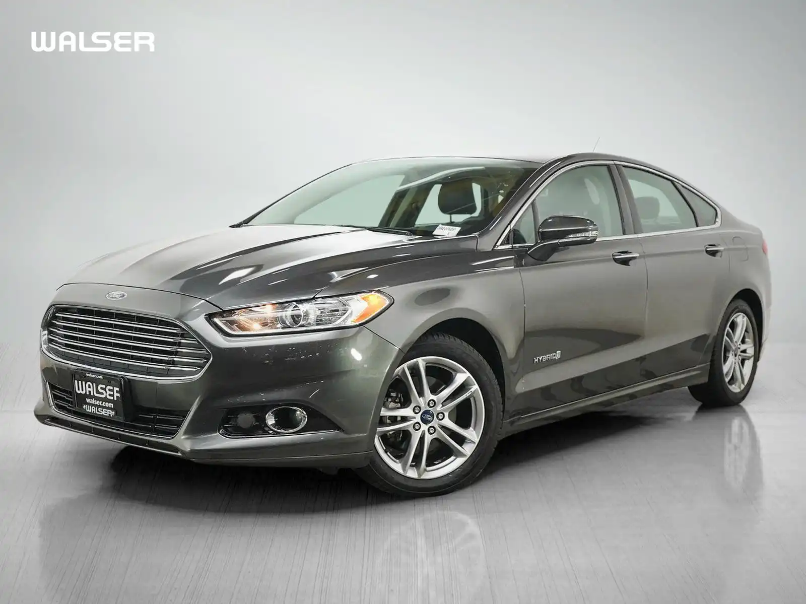 2016 Ford Fusion Titanium's photo