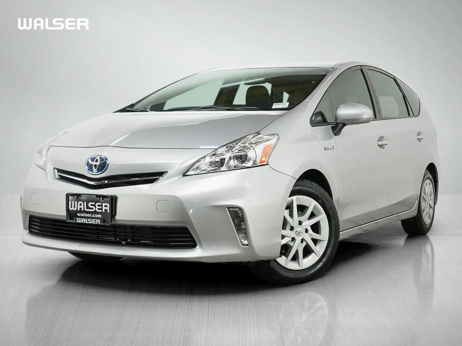 2012 Toyota Prius v Three's photo