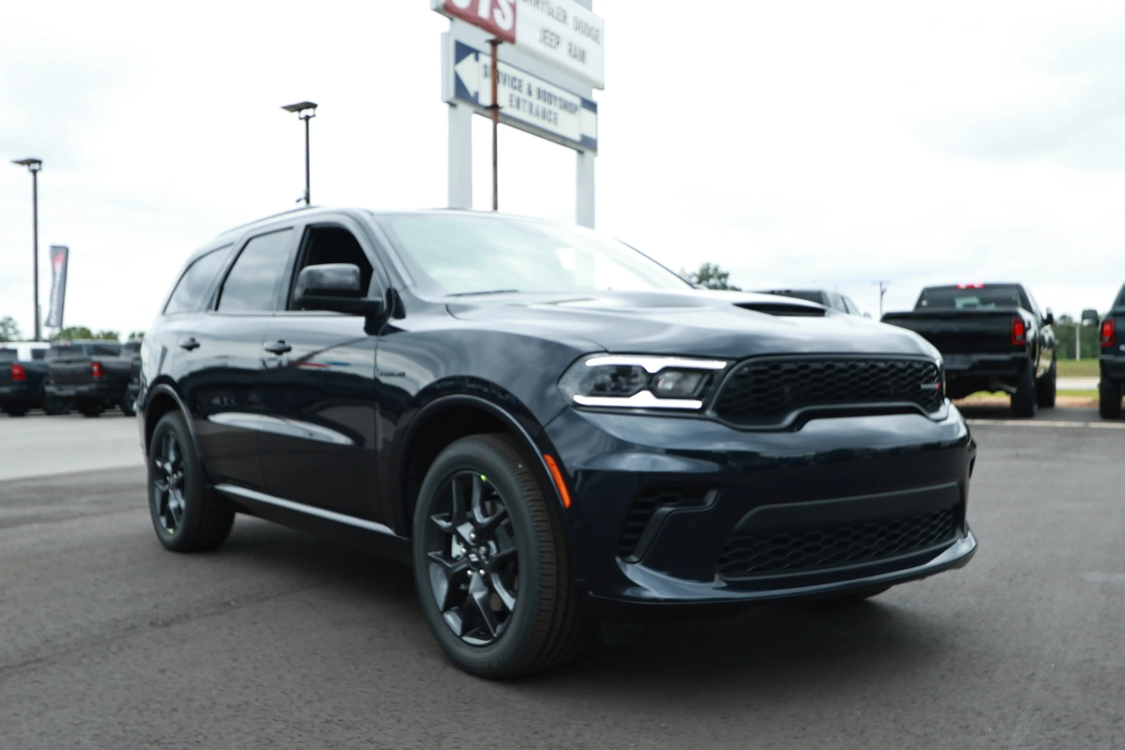 2026 Dodge Durango GT HEMI V8 AWD photo 3