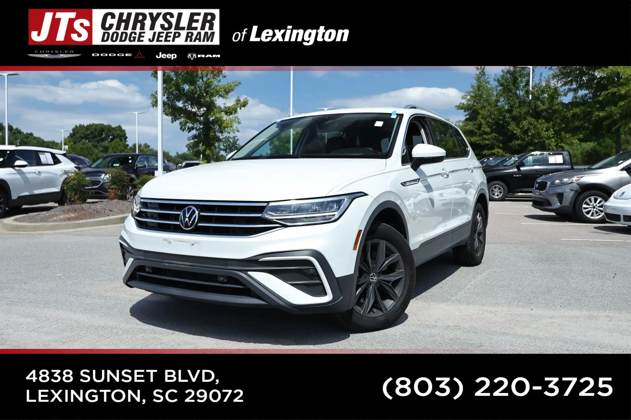 2023 Volkswagen Tiguan 2.0T SE 4Motion's photo