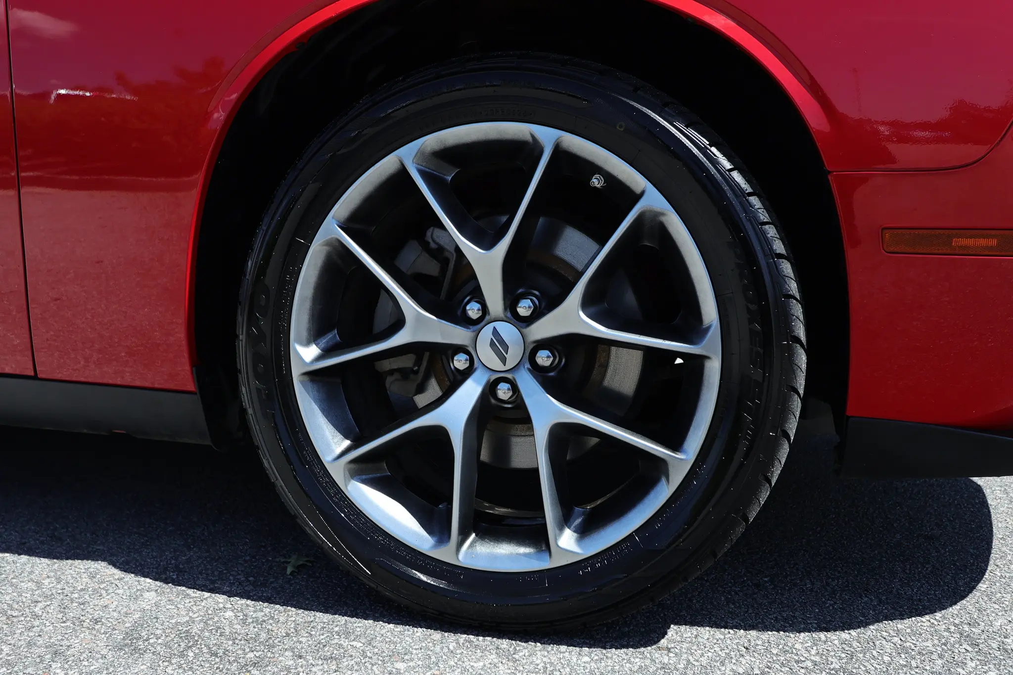 2023 Dodge Challenger SXT Auto photo 5