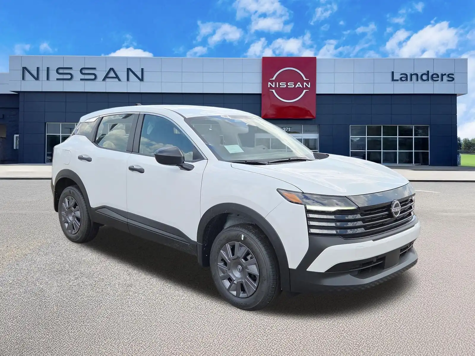 2026 Nissan Kicks 2.0 S's photo