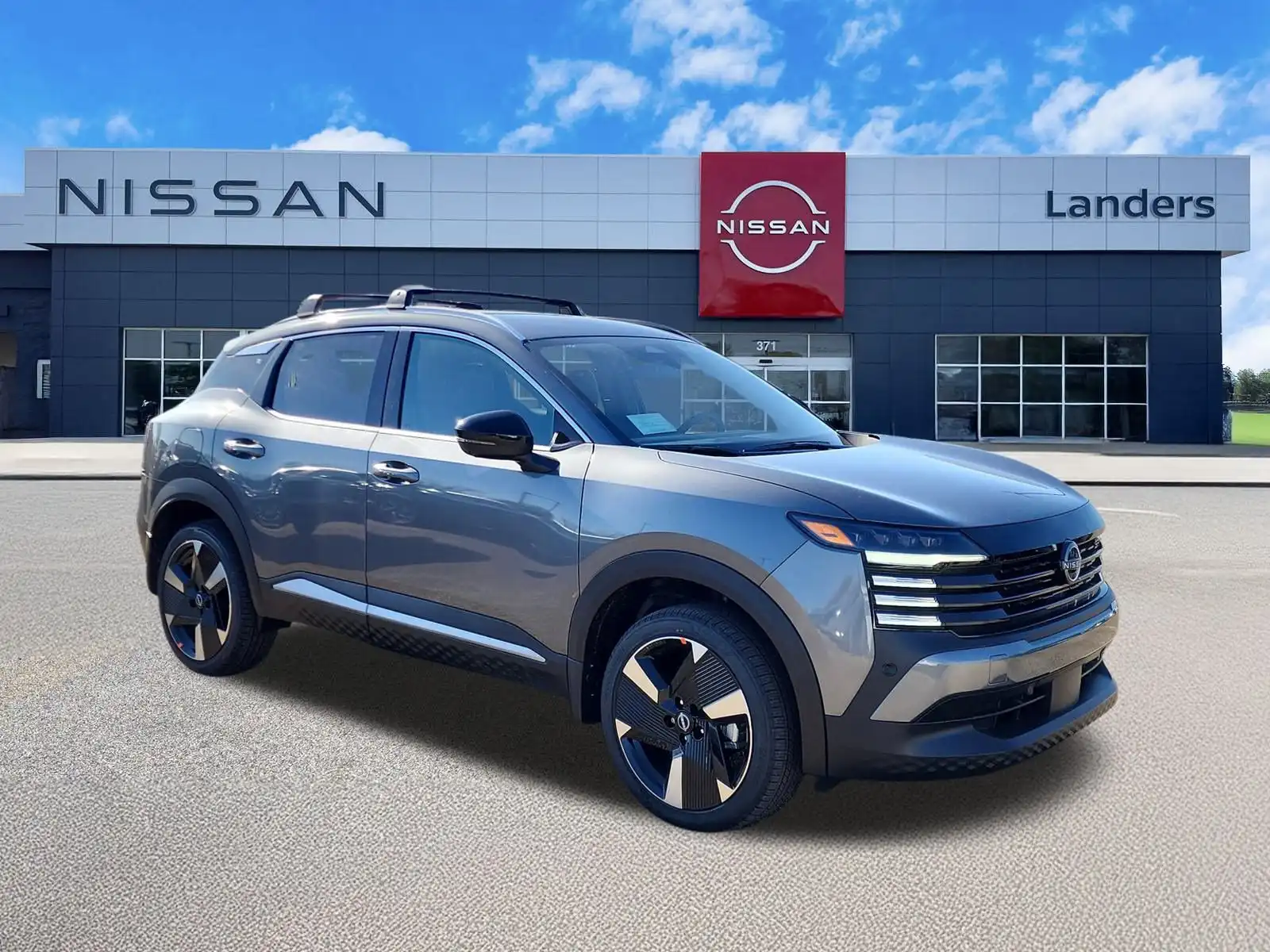 2026 Nissan Kicks 2.0 SR's photo