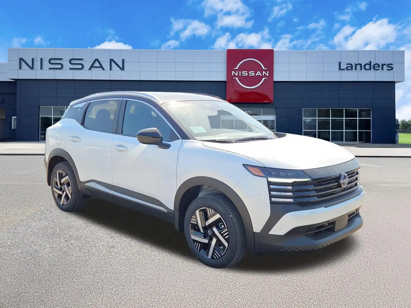 2026 Nissan Kicks 2.0 SV's photo