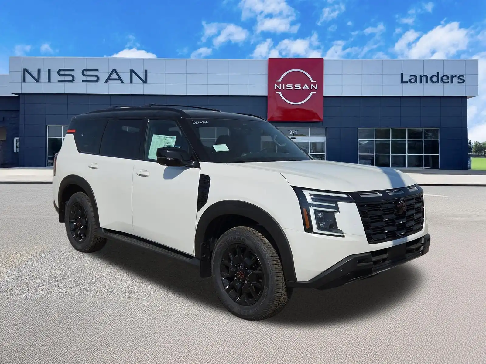 2026 Nissan Armada PRO-4X's photo