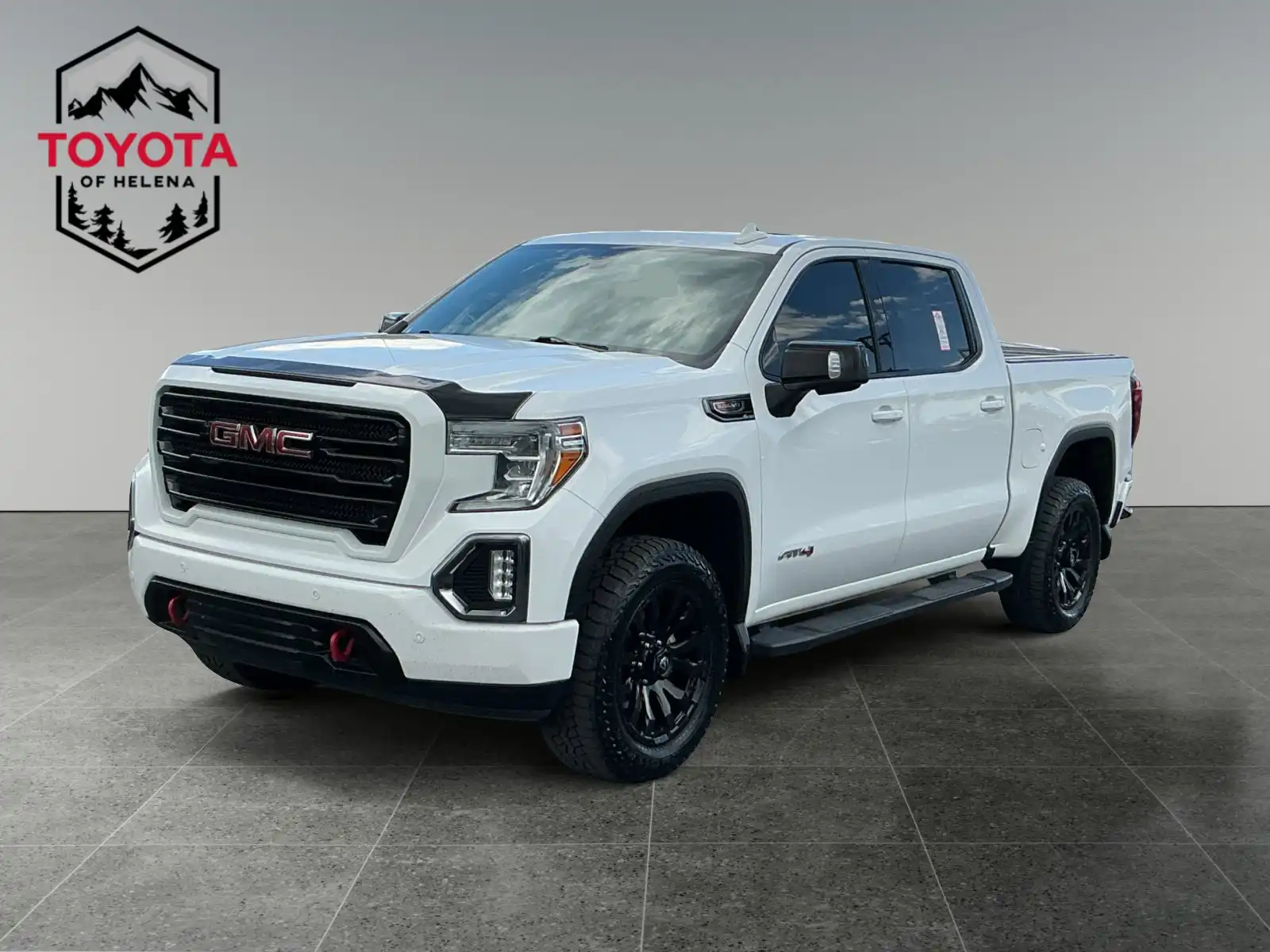 2020 GMC Sierra AT4 4WD Crew Cab Short Box's photo