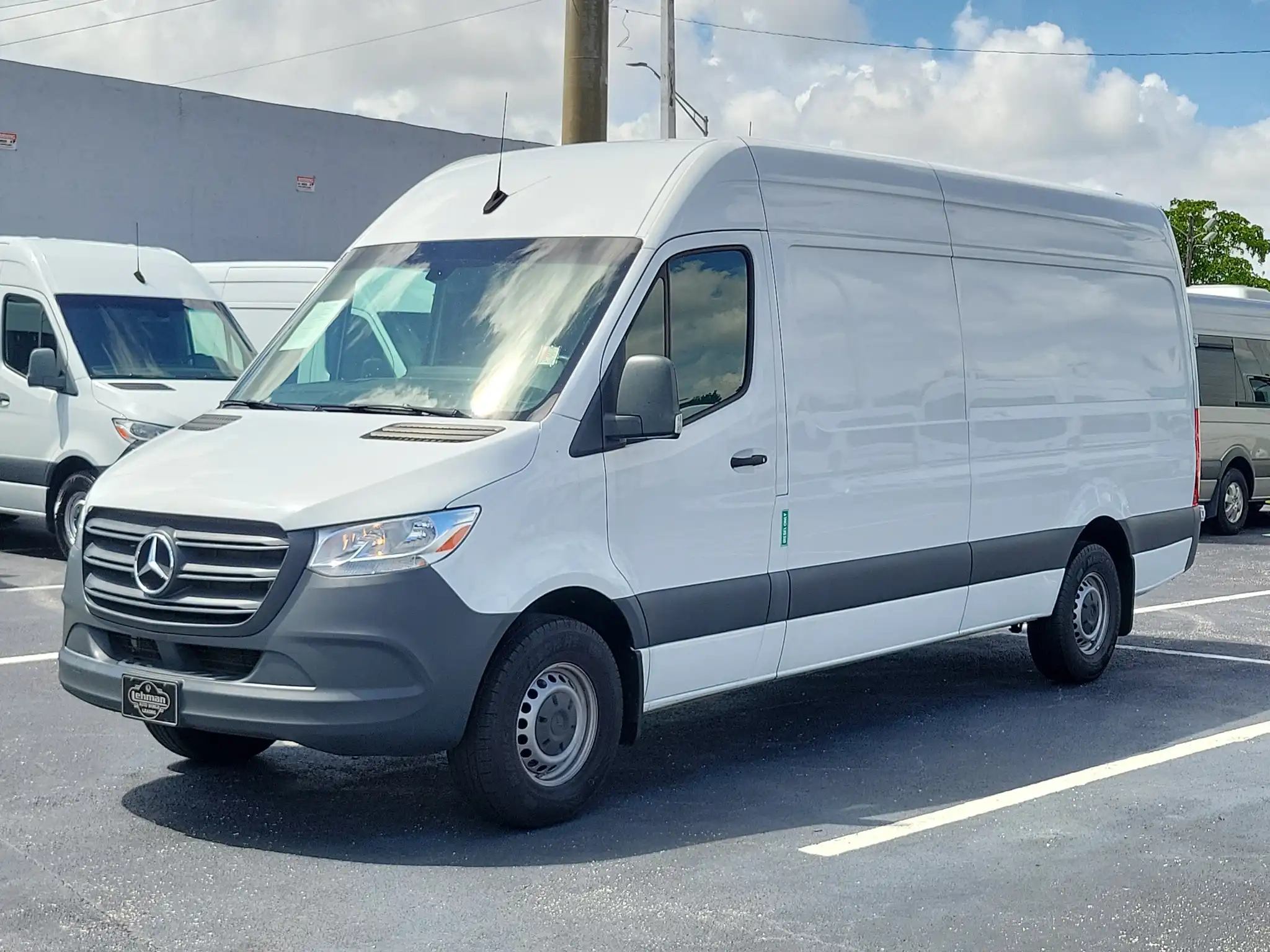 2023 Mercedes-Benz Sprinter 2500 High Output 170 WB High Roof's photo