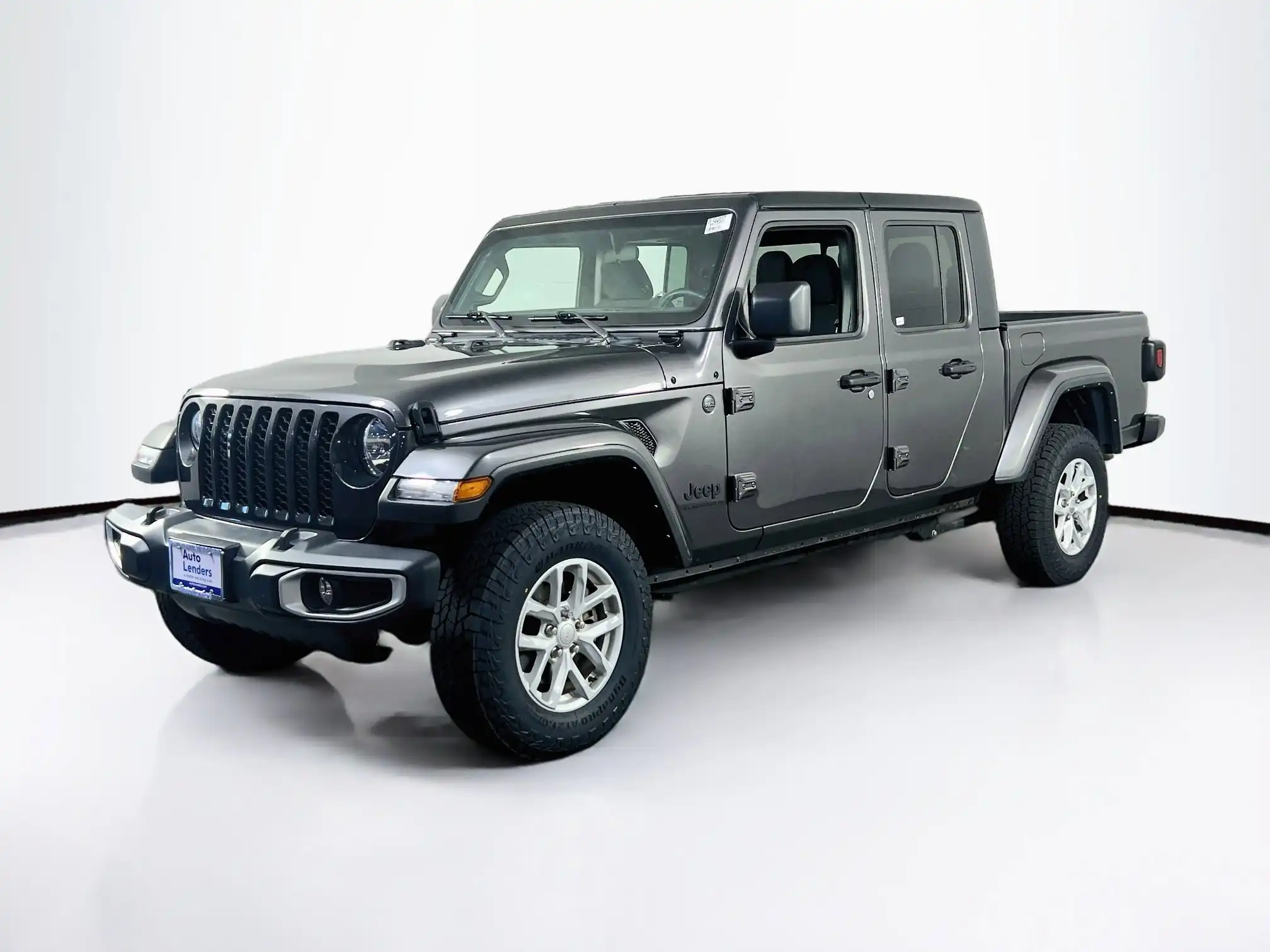 2023 Jeep Gladiator Sport S's photo