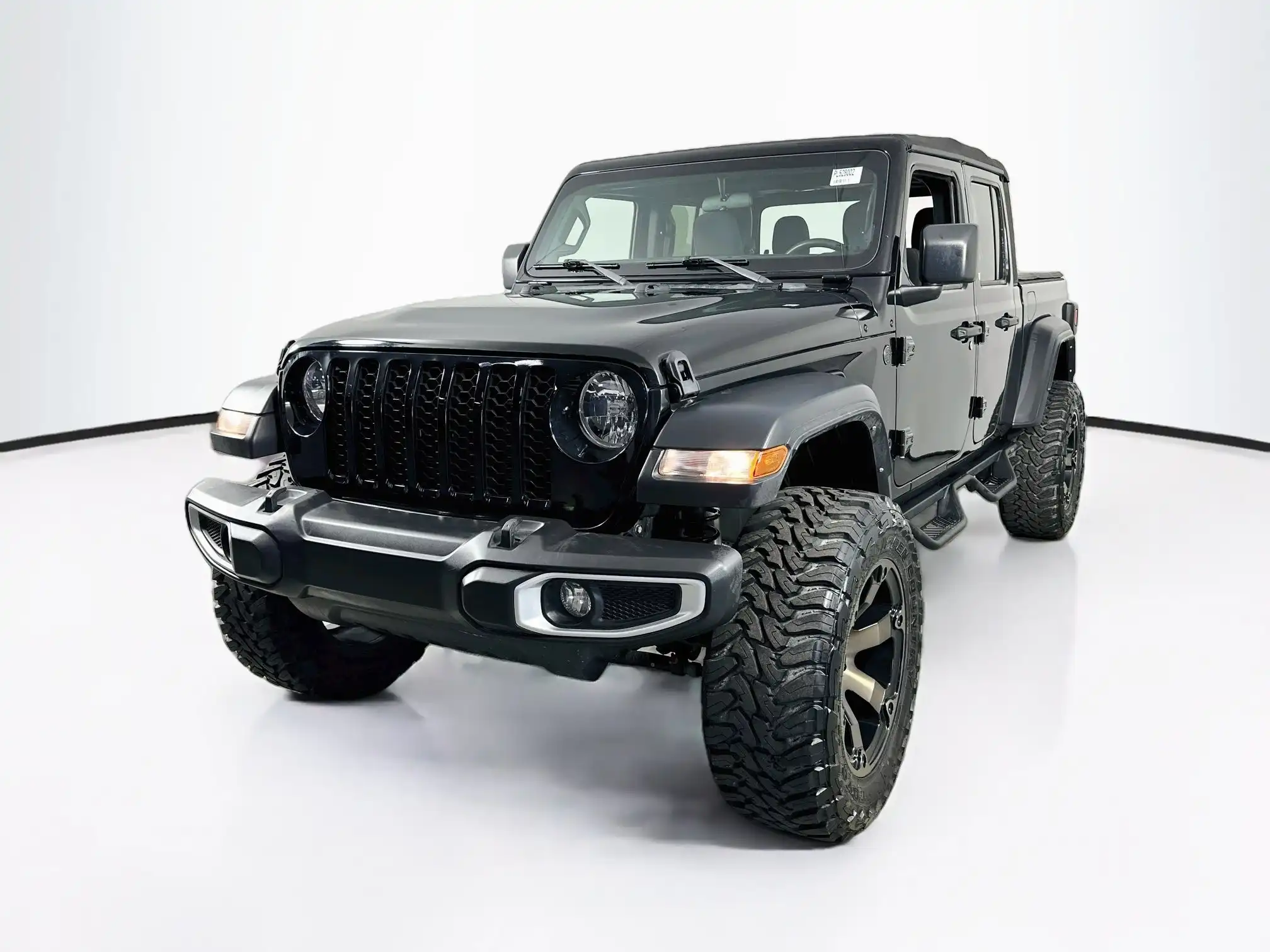 2023 Jeep Gladiator Sport's photo