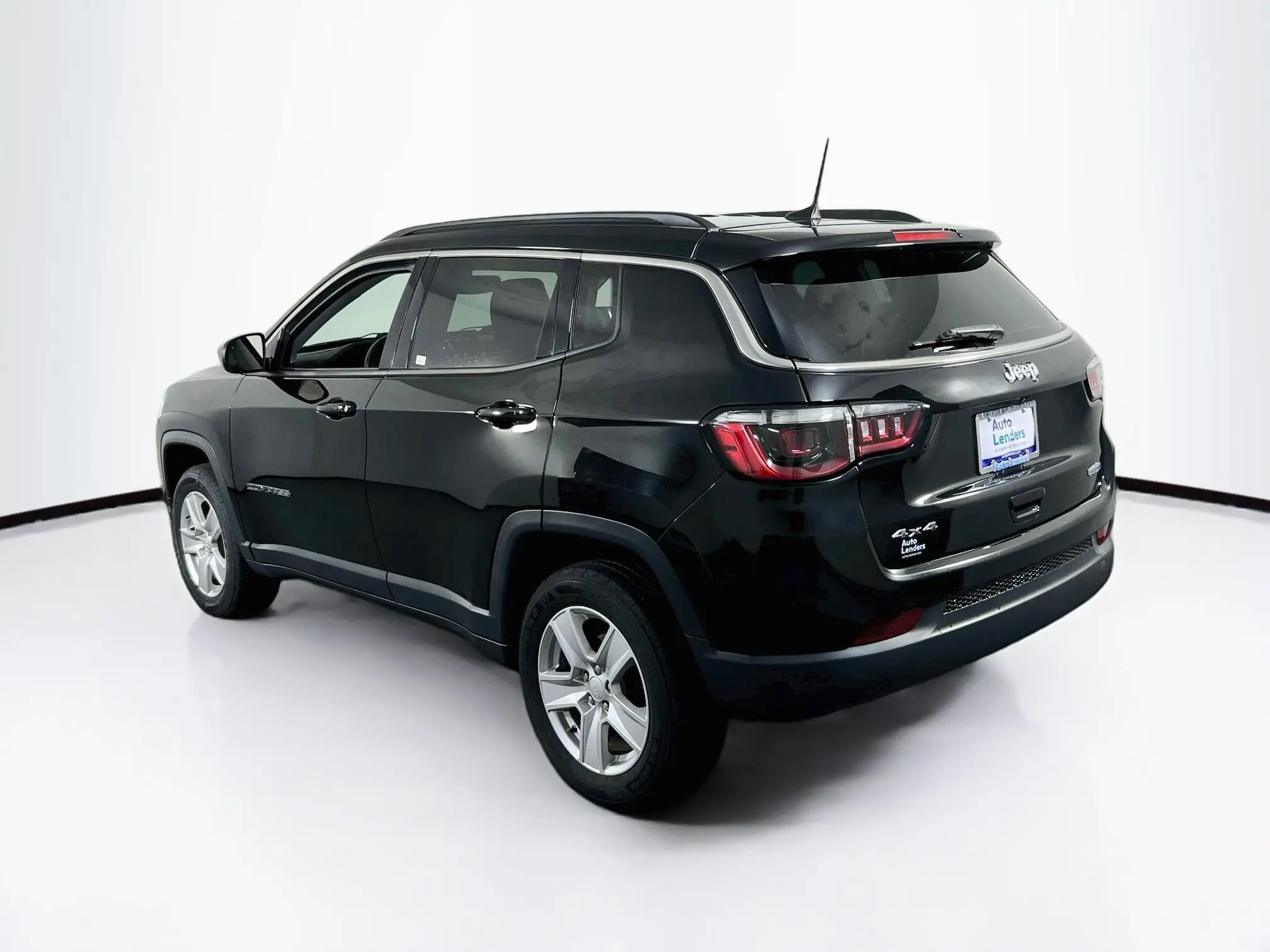 2022 Jeep Compass Latitude 4X4 photo 3