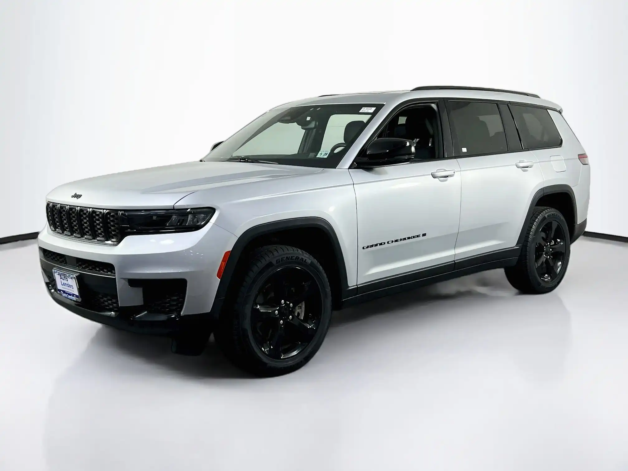 2023 Jeep Grand Cherokee L Altitude 4x4's photo