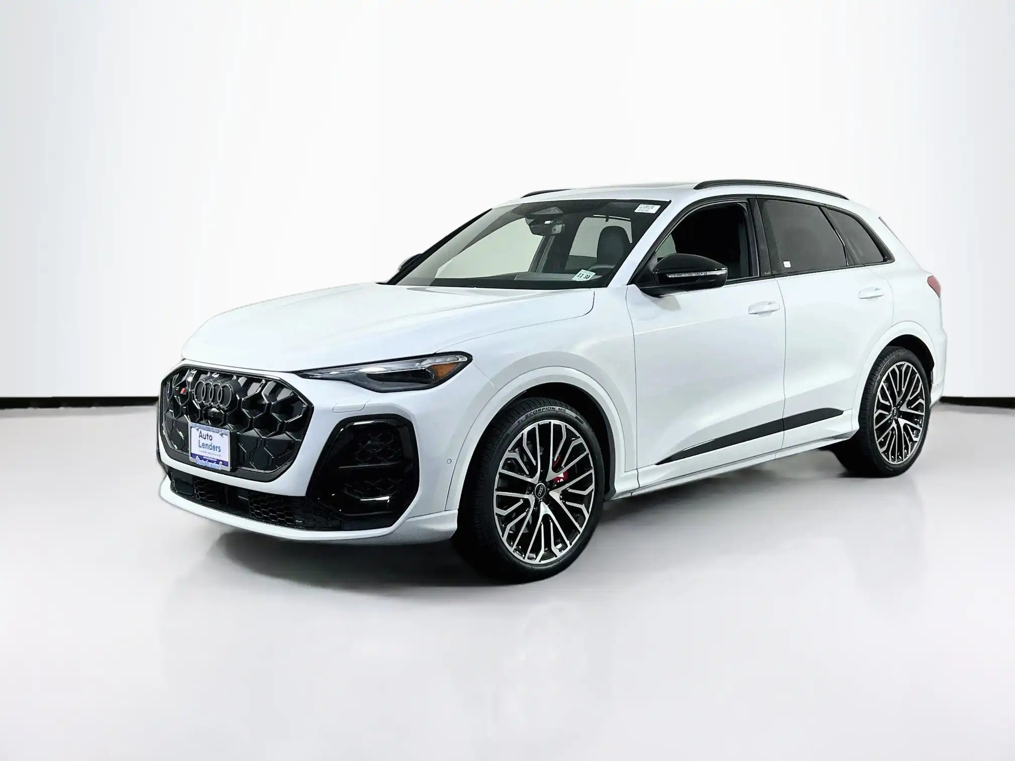 2025 Audi SQ5 Premium Plus's photo