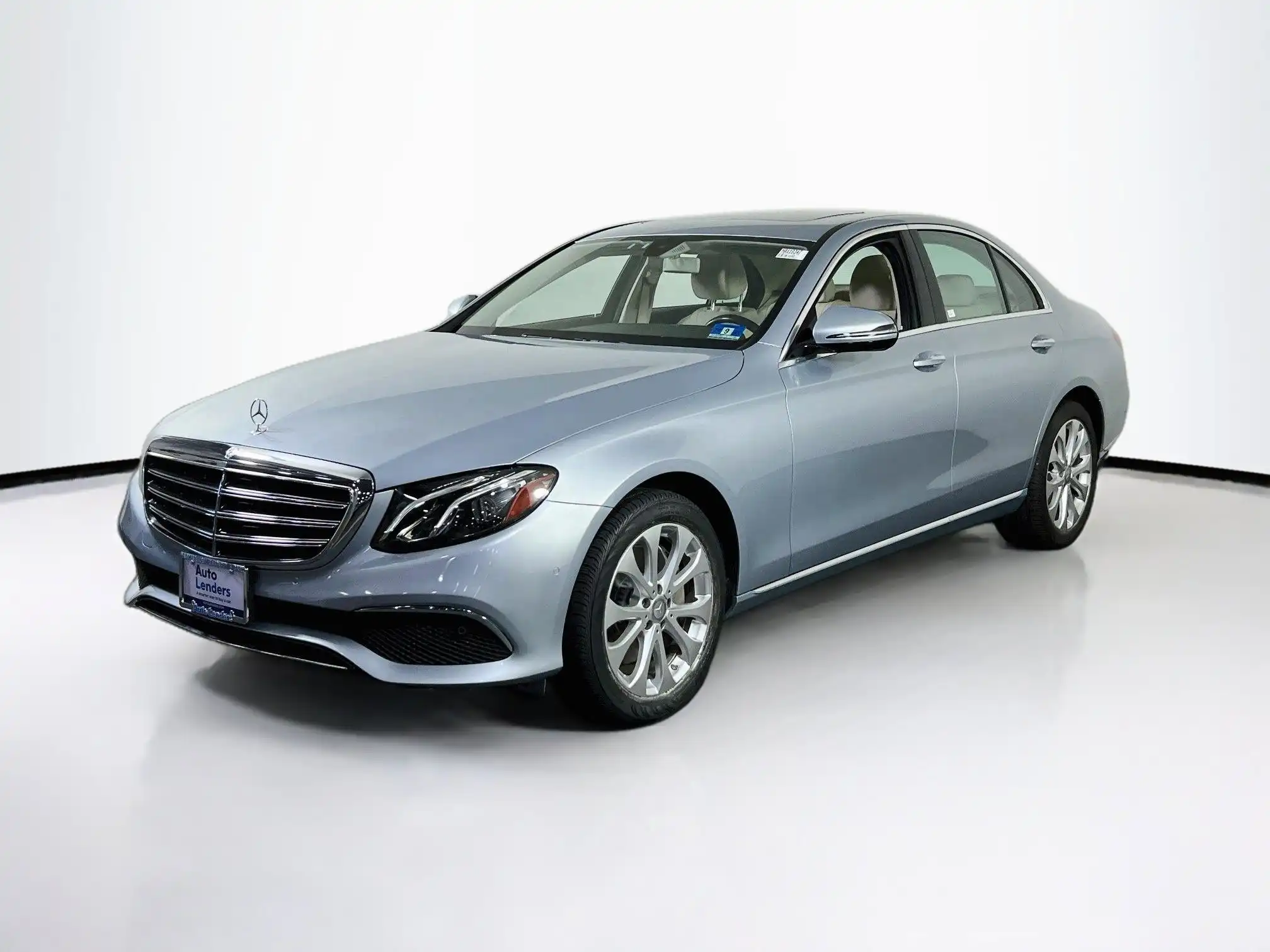 2017 Mercedes-Benz E-Class E300 4MATIC's photo