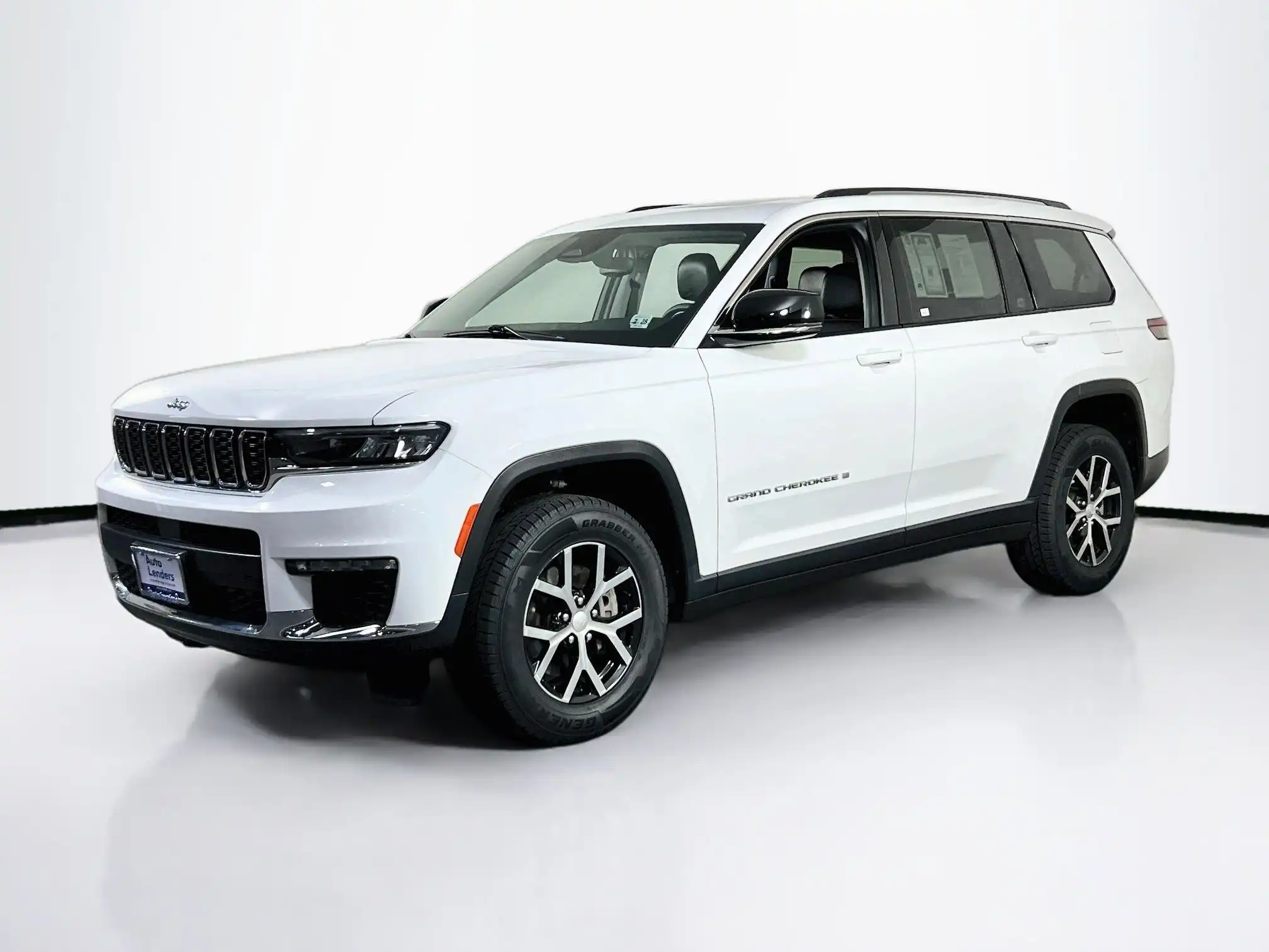 2023 Jeep Grand Cherokee L Limited 4x4's photo