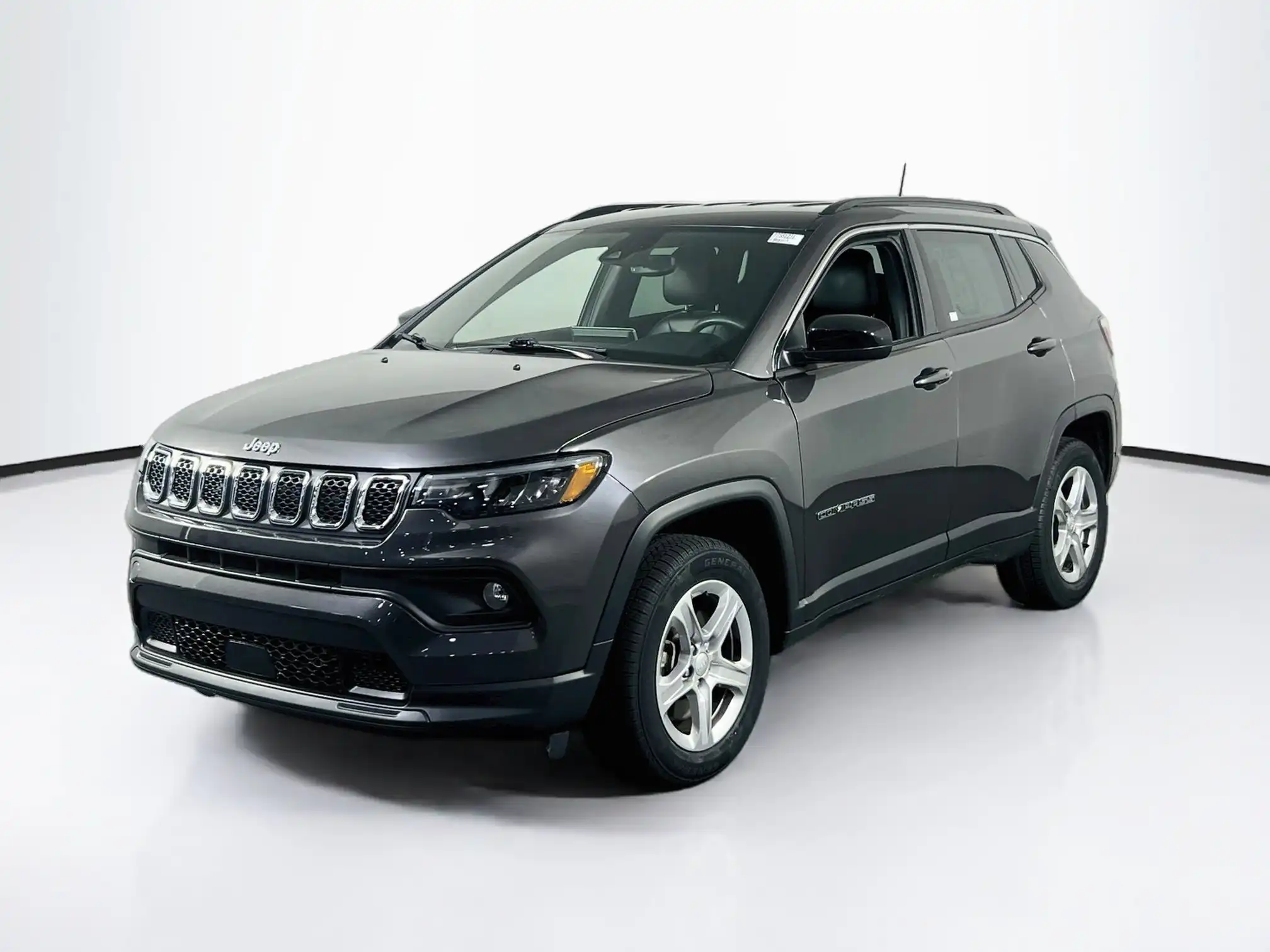 2023 Jeep Compass Latitude 4WD's photo