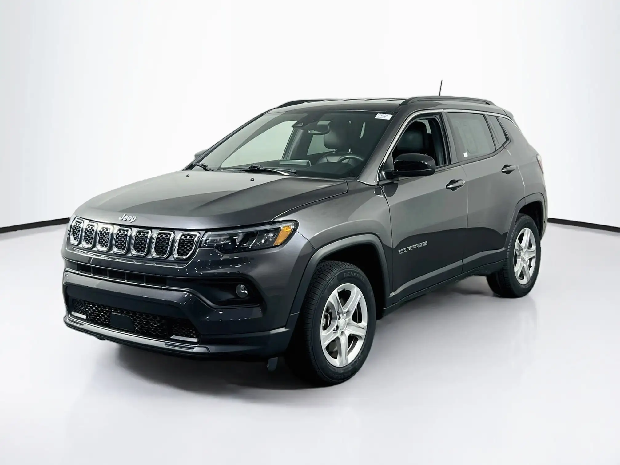 2023 Jeep Compass Latitude 4WD's photo