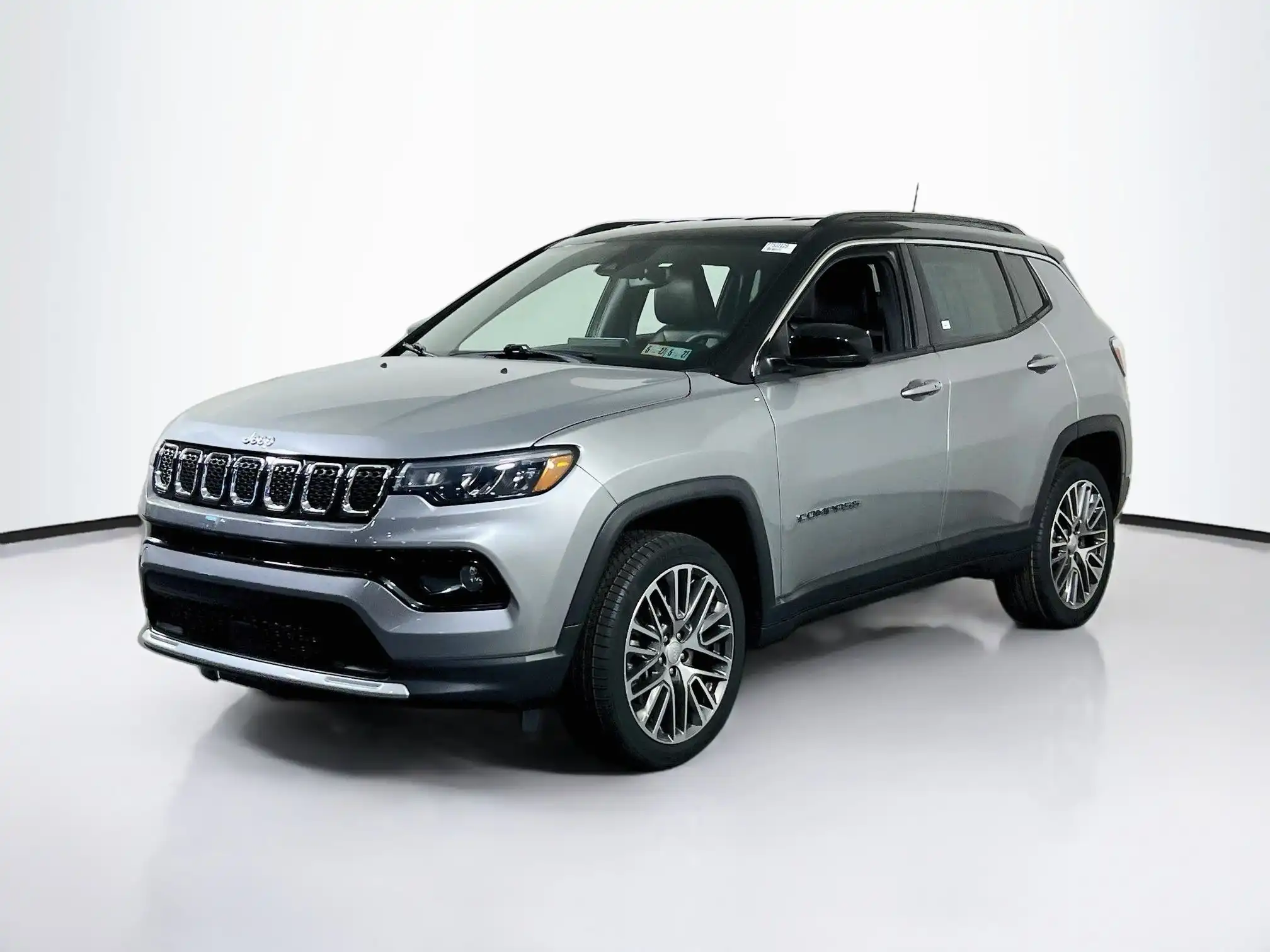 2023 Jeep Compass Limited 4WD's photo