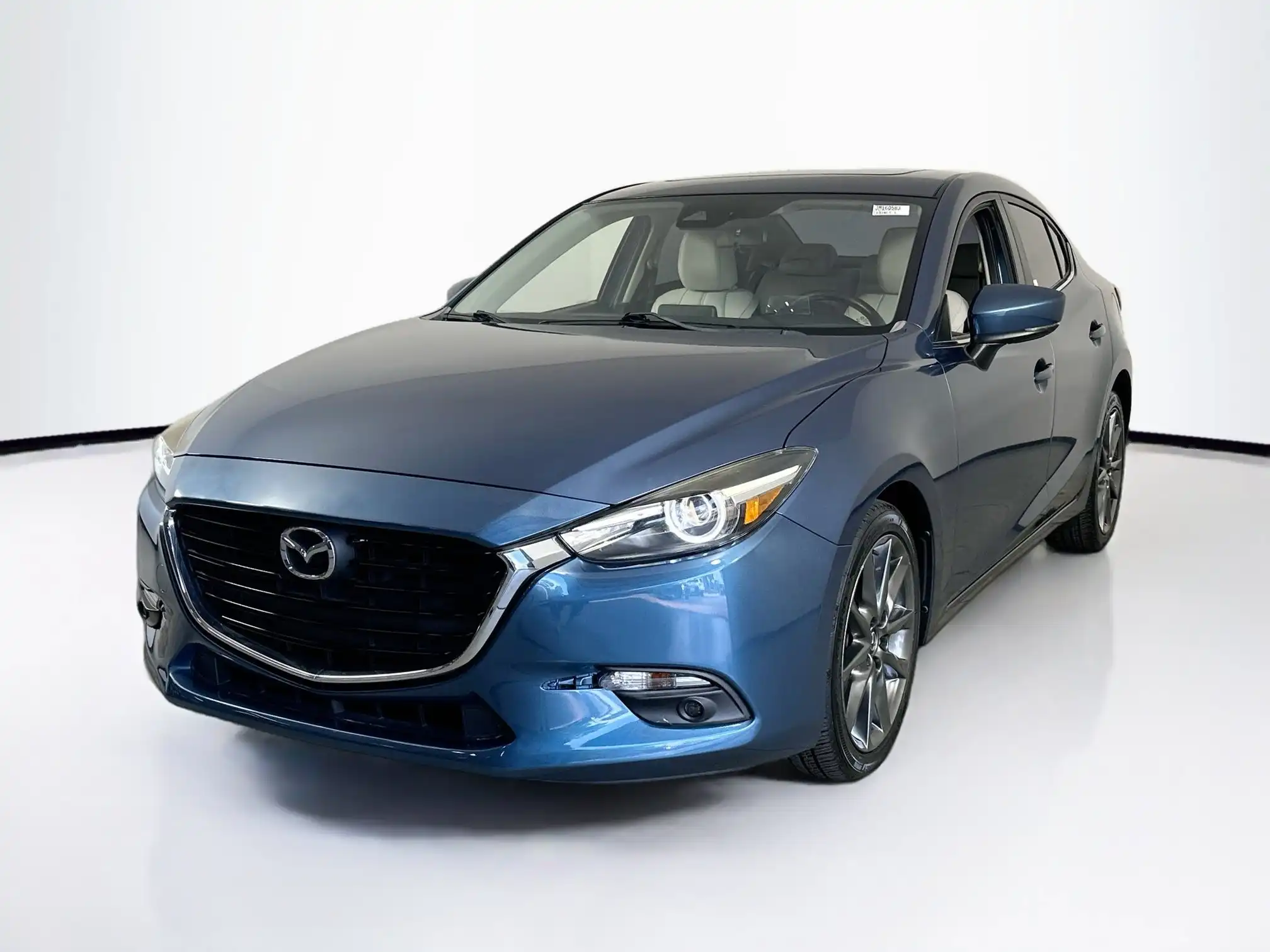 2018 Mazda CX-3 Grand Touring AT 4-Door SKYACTIV's photo