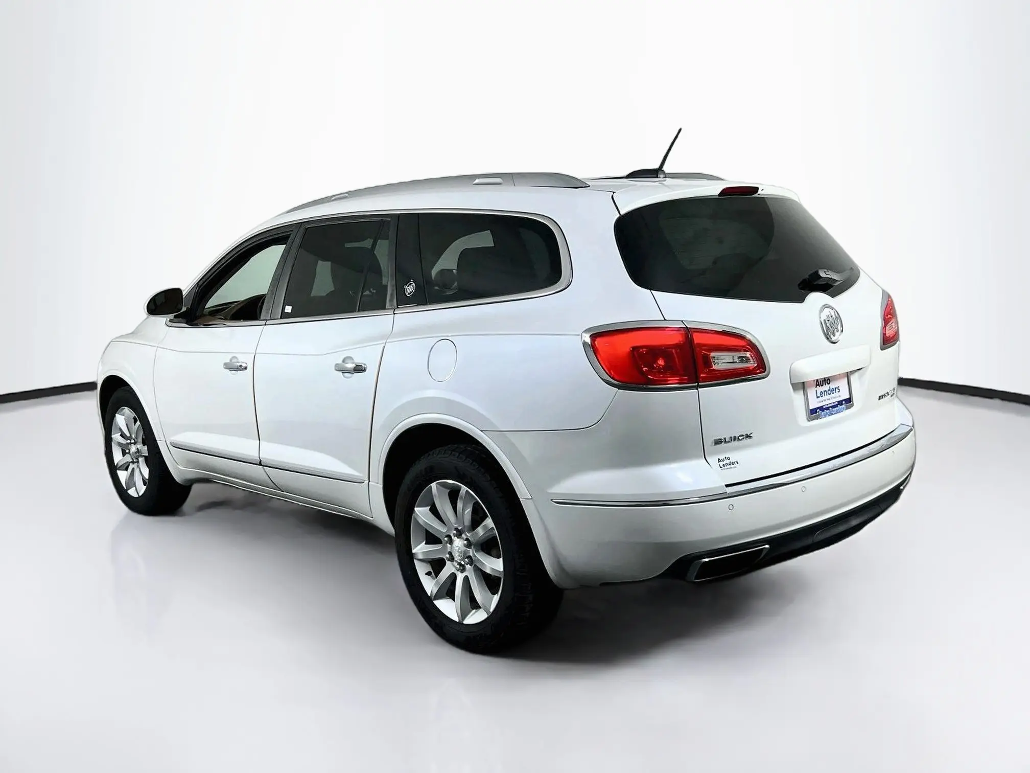 2017 Buick Enclave Premium AWD photo 3