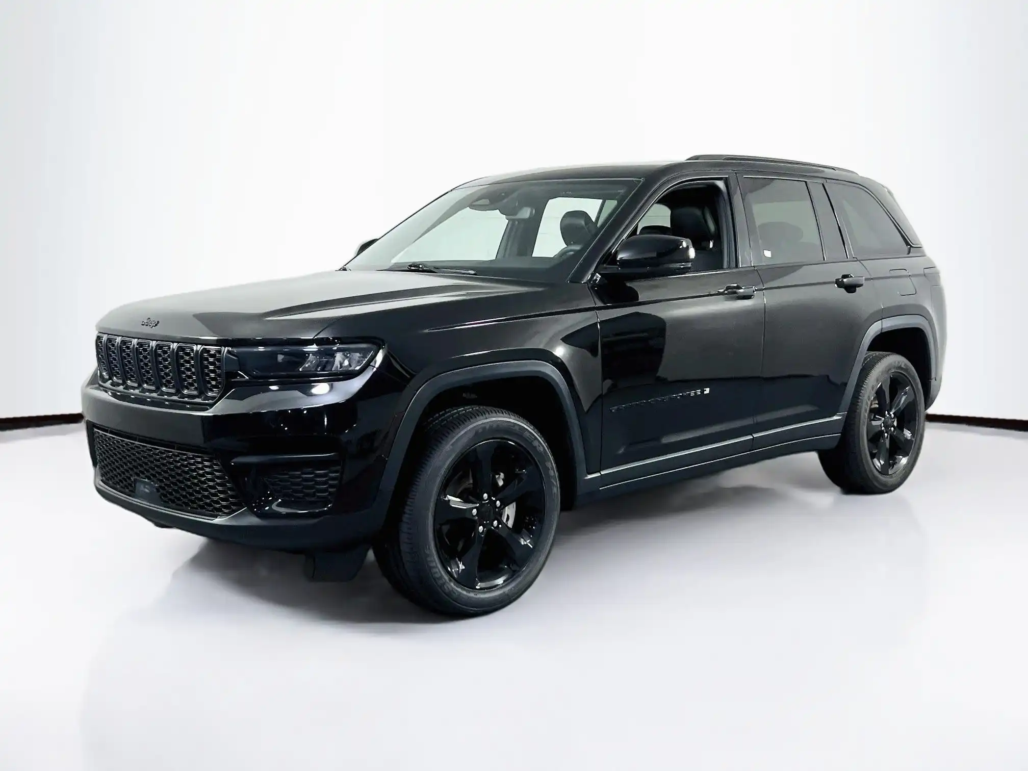 2023 Jeep Grand Cherokee Altitude 4x4's photo