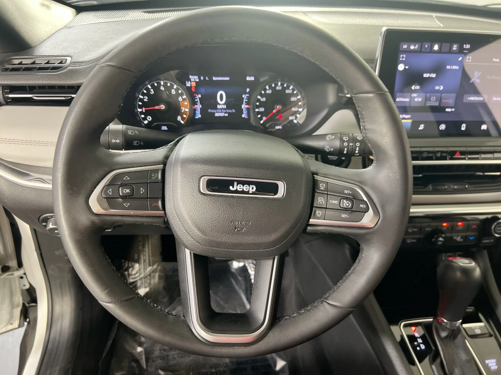 2023 Jeep Compass Limited 4X4 photo 4