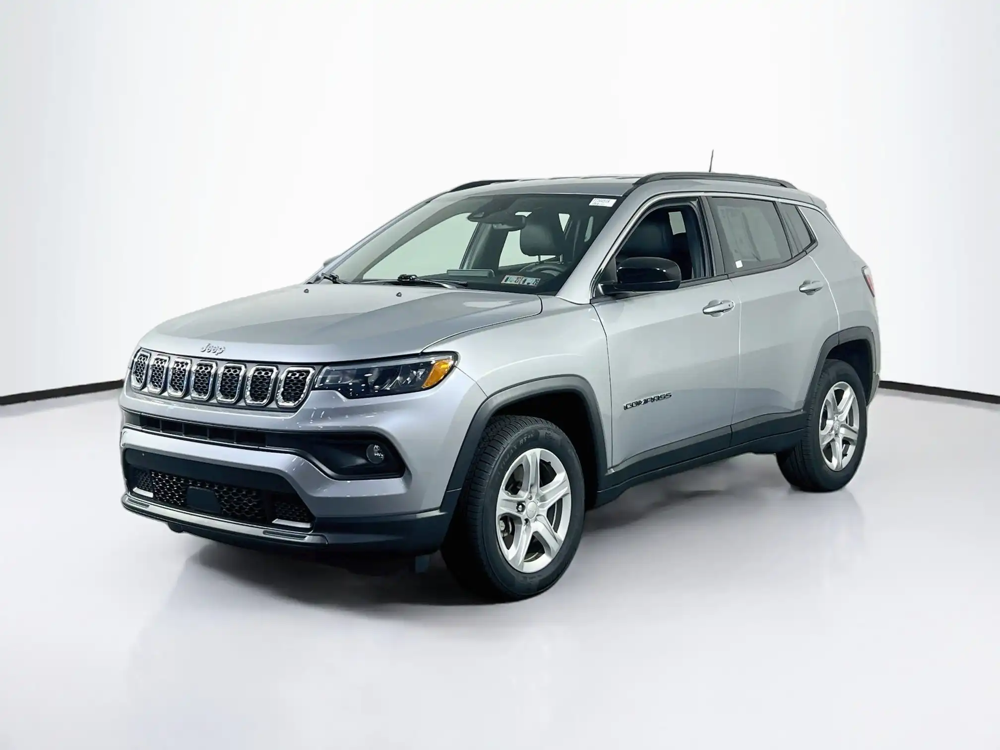 2023 Jeep Compass Latitude 4WD's photo