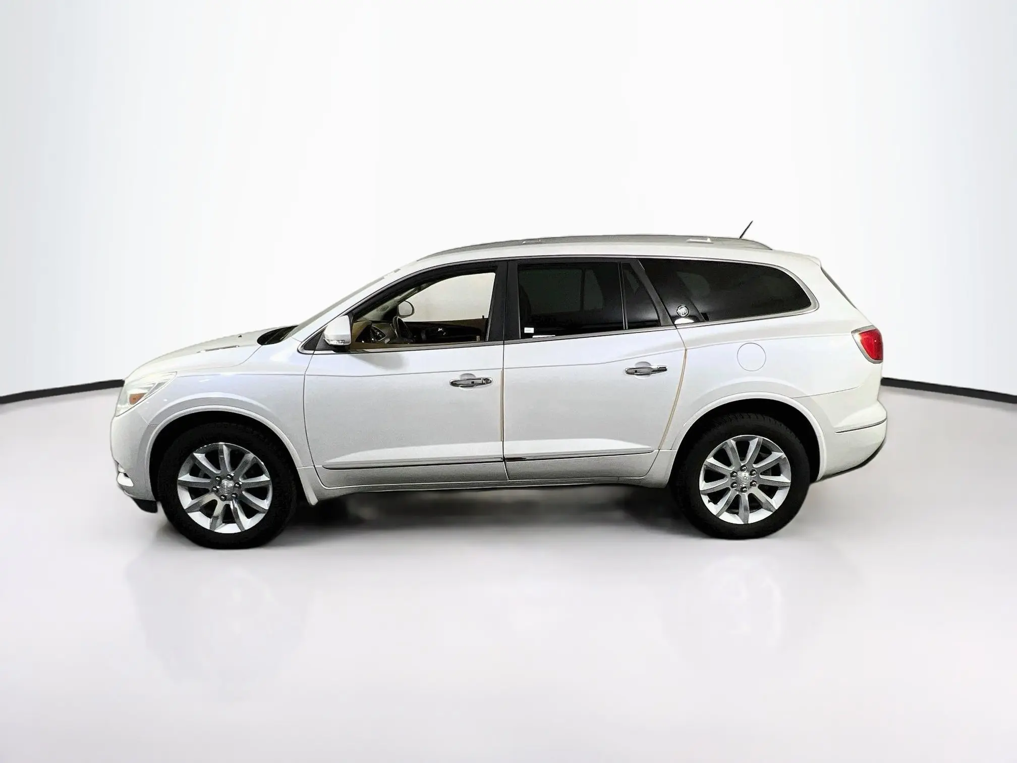 2017 Buick Enclave Premium AWD photo 5