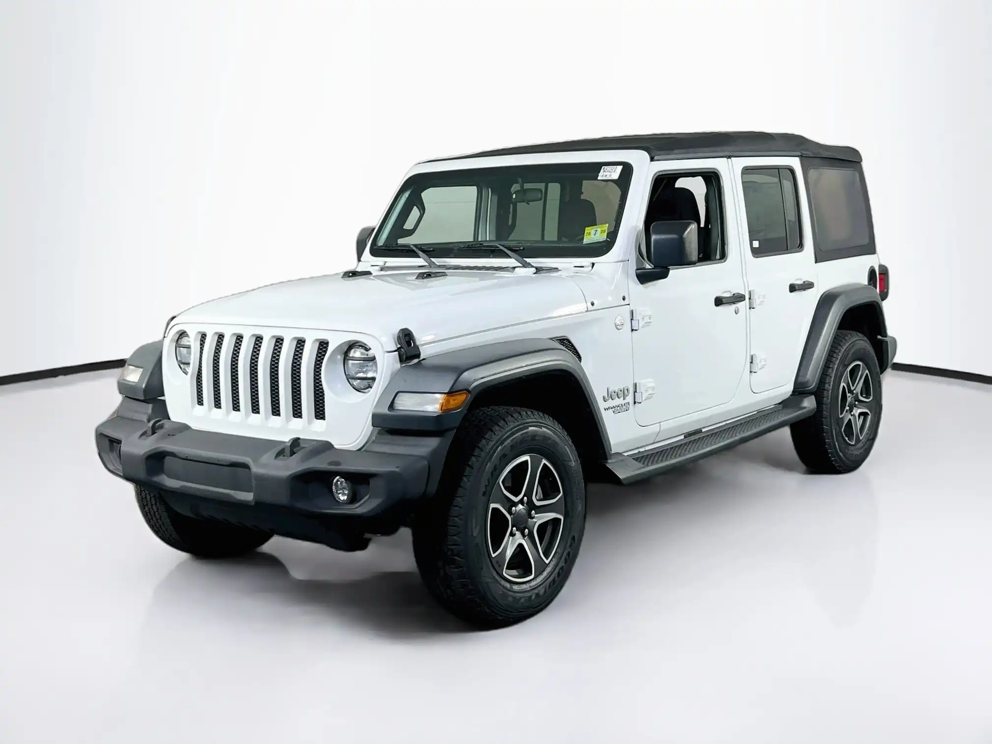 2021 Jeep Wrangler Sport S's photo