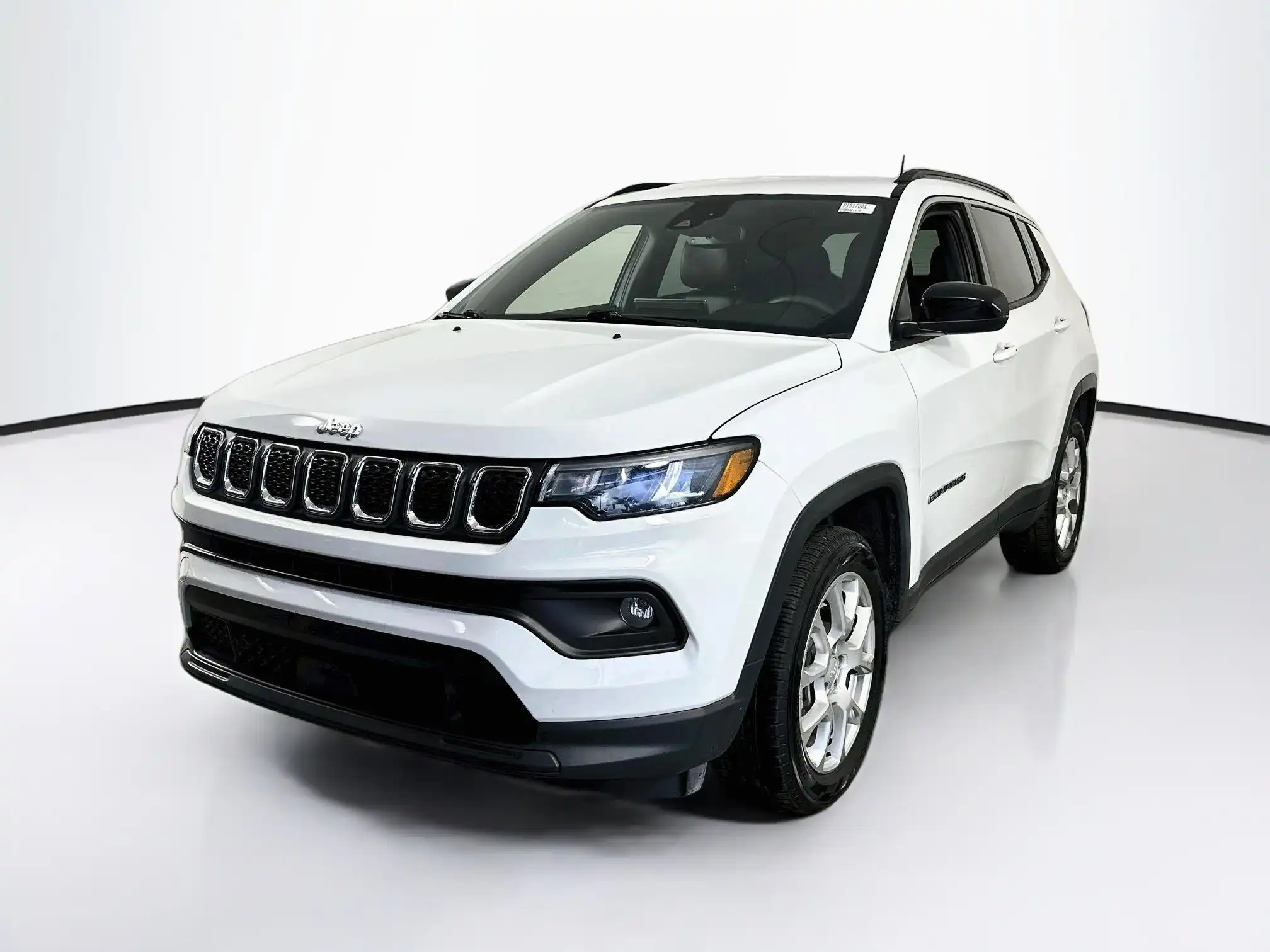 2023 Jeep Compass Latitude Lux 4WD's photo