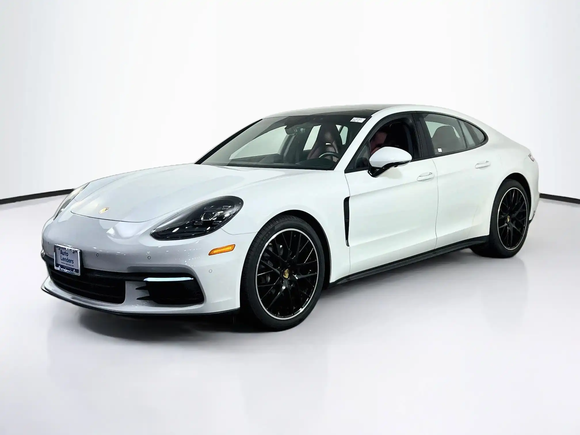 2020 Porsche Panamera's photo