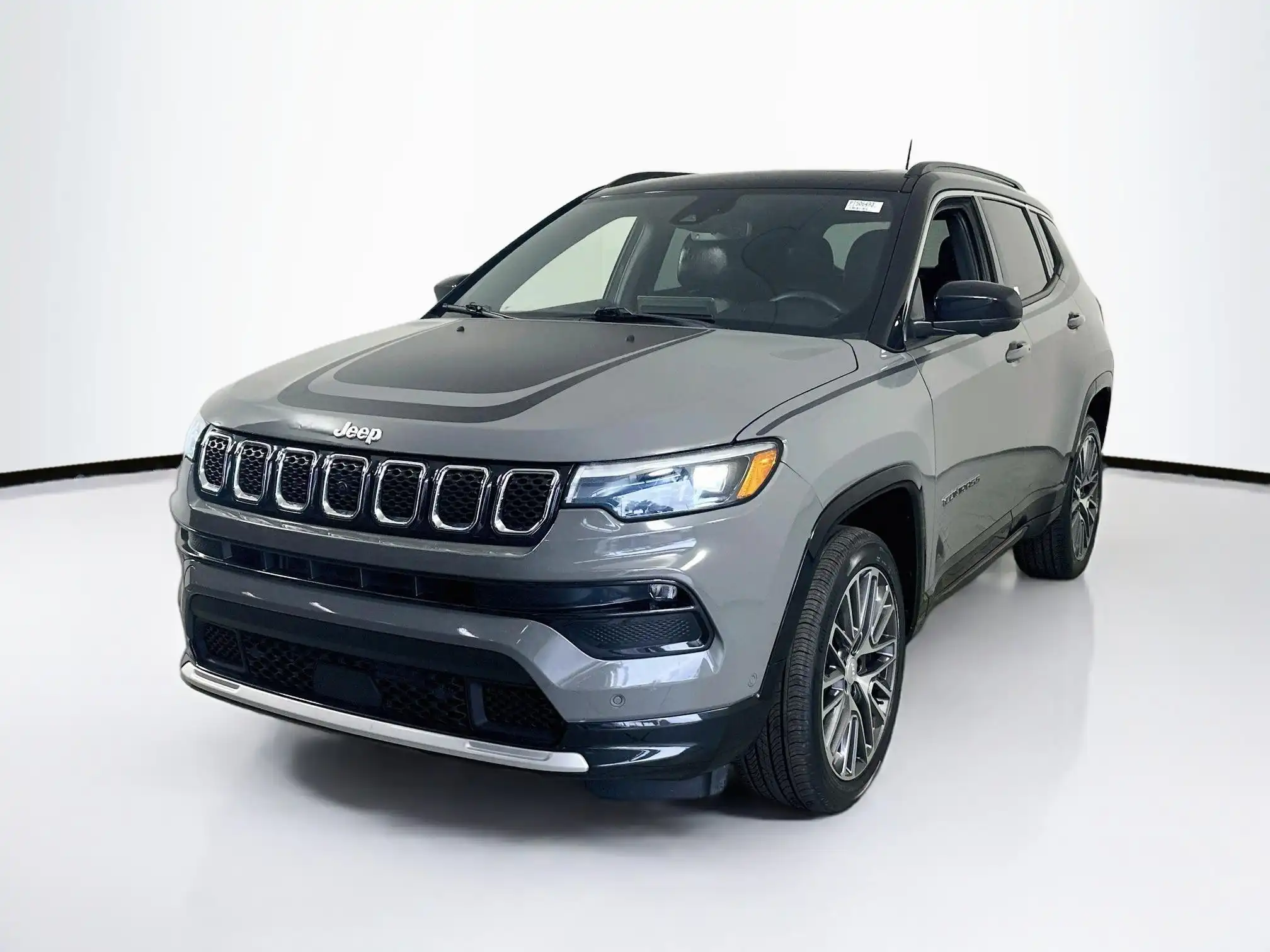 2023 Jeep Compass Limited 4X4's photo