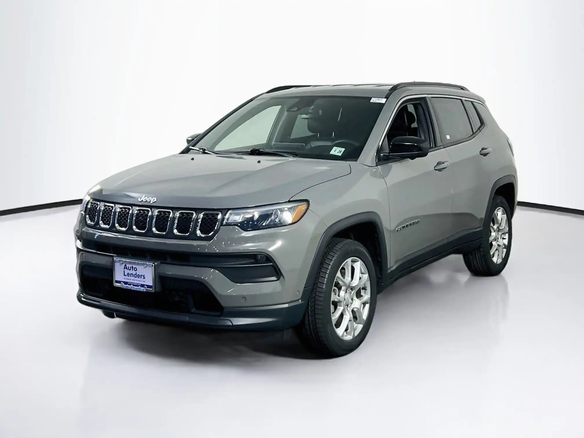 2023 Jeep Compass Latitude Lux 4WD's photo