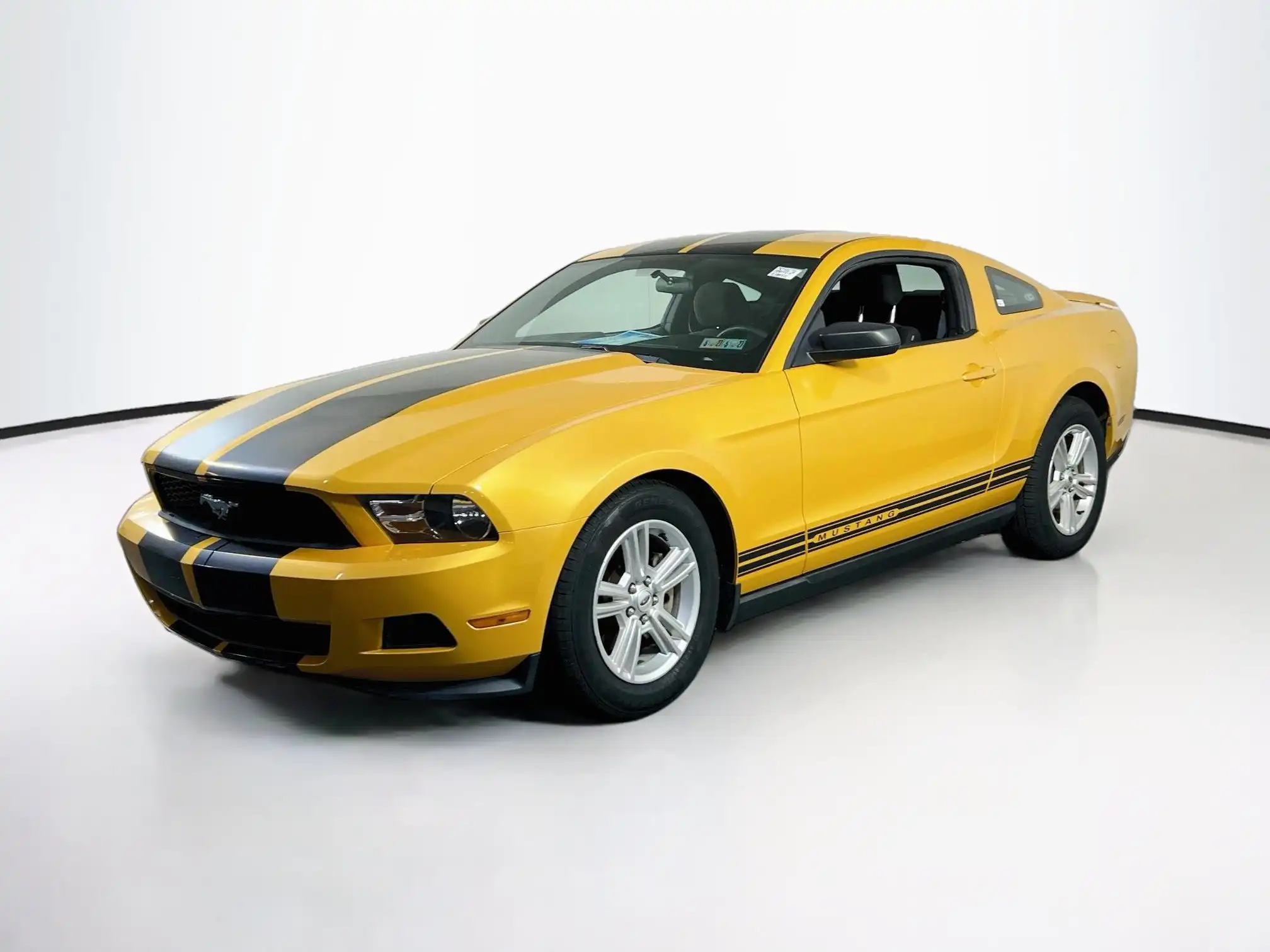 2012 Ford Mustang V6's photo