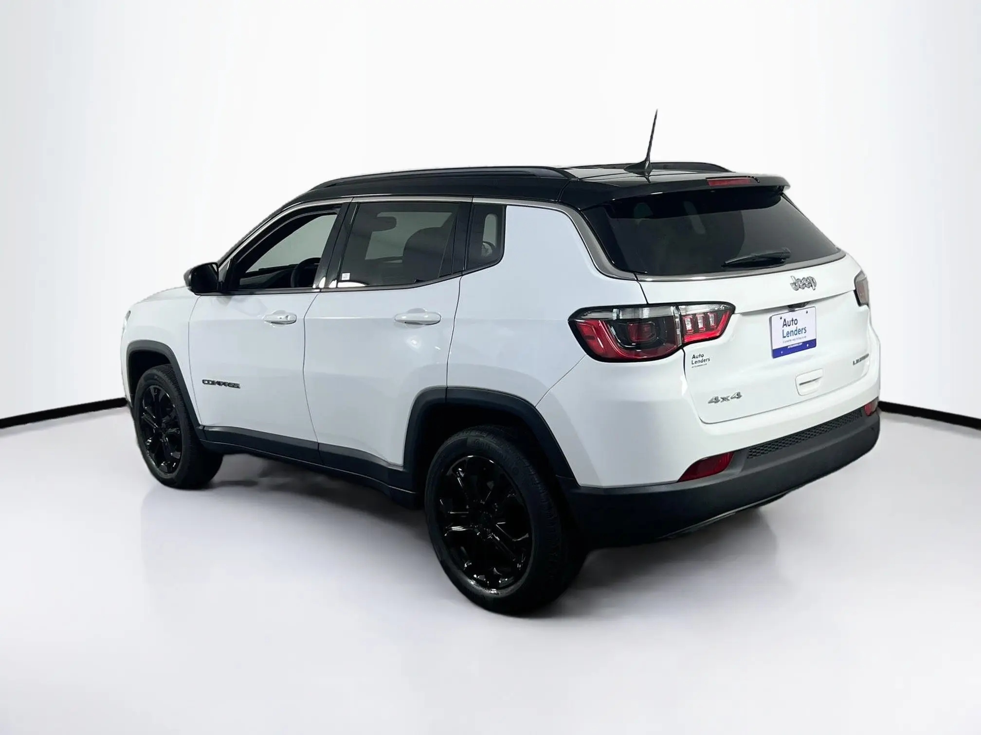 2023 Jeep Compass Limited 4X4 photo 3