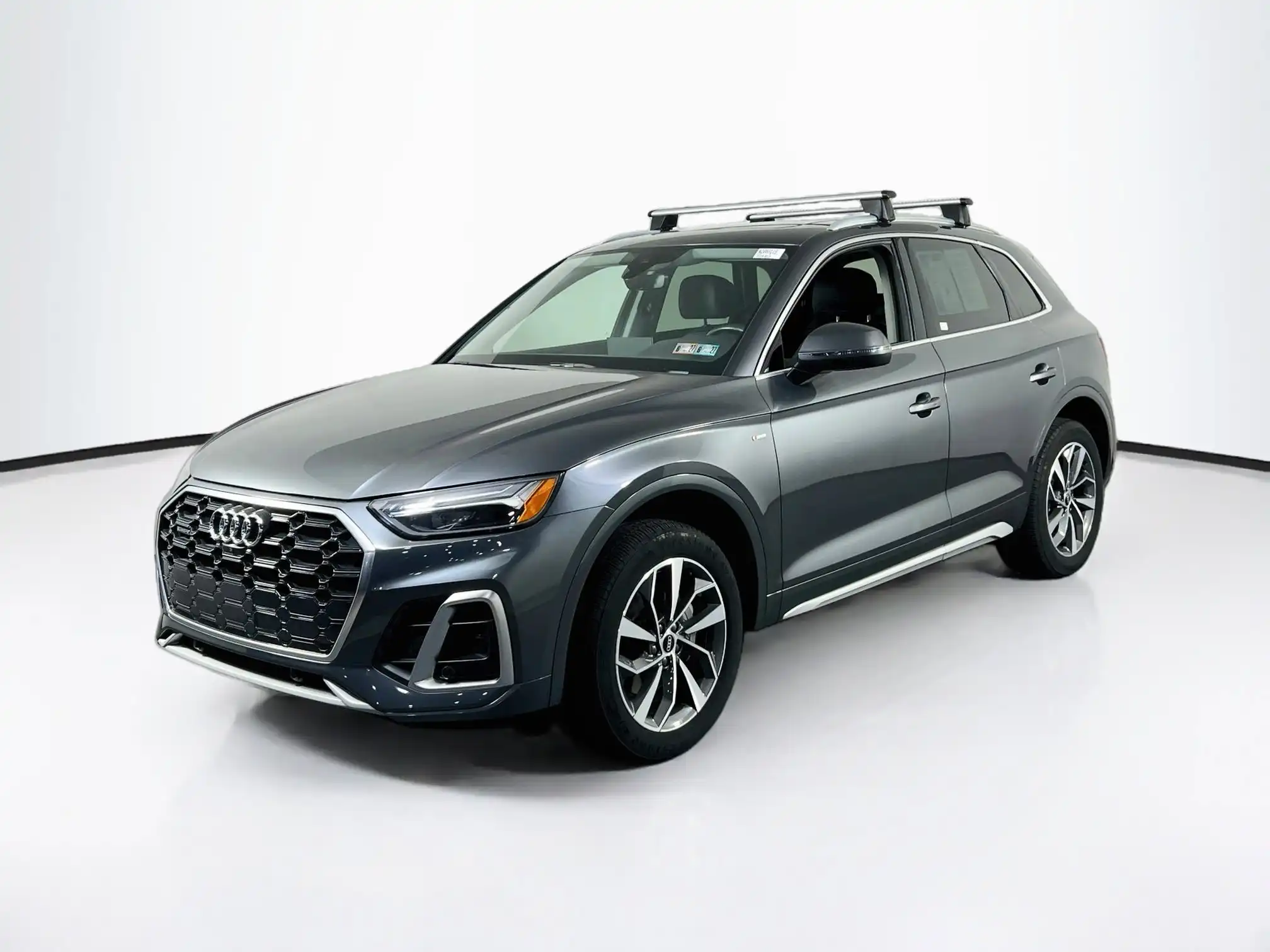 2022 Audi Q5 45 Premium Plus's photo