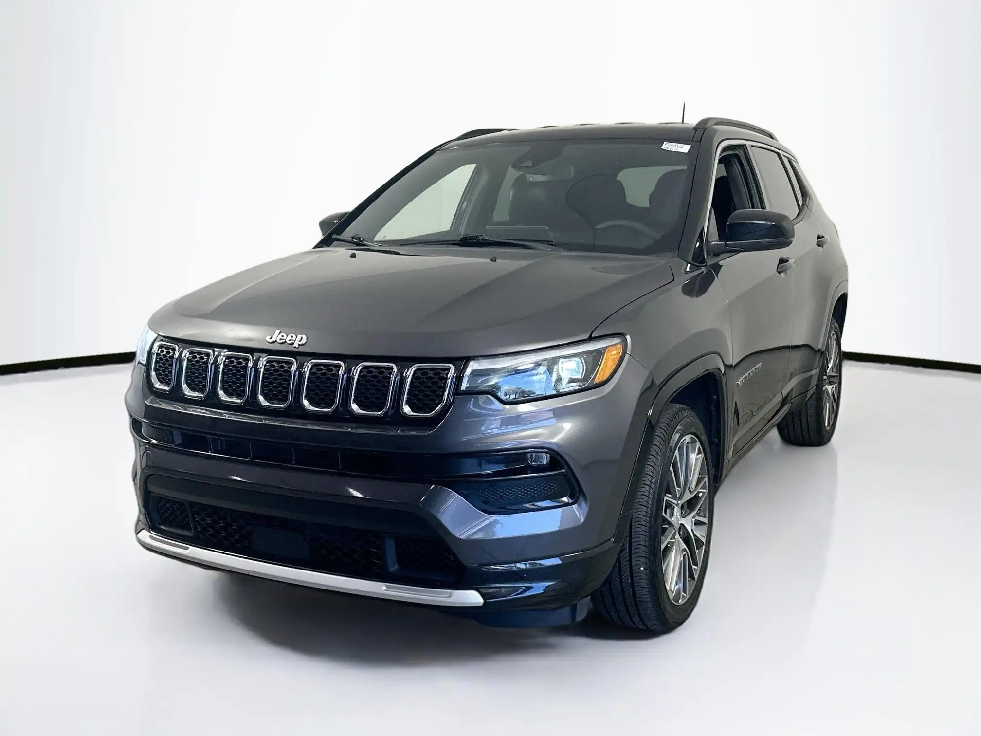 2023 Jeep Compass Limited 4X4's photo