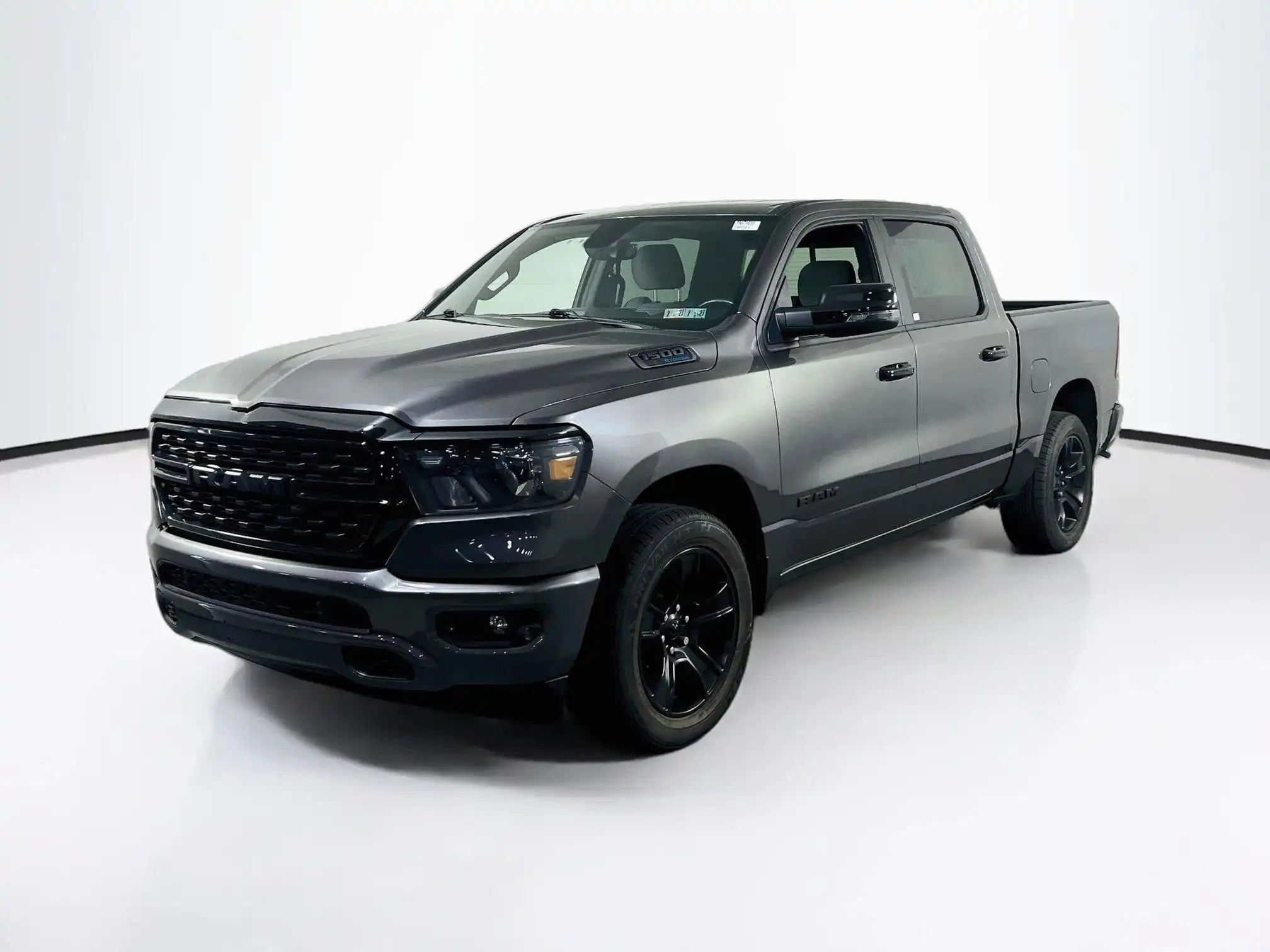 2023 RAM 1500 Big Horn/Lone Star 4x4 Crew Cab 5'7's photo